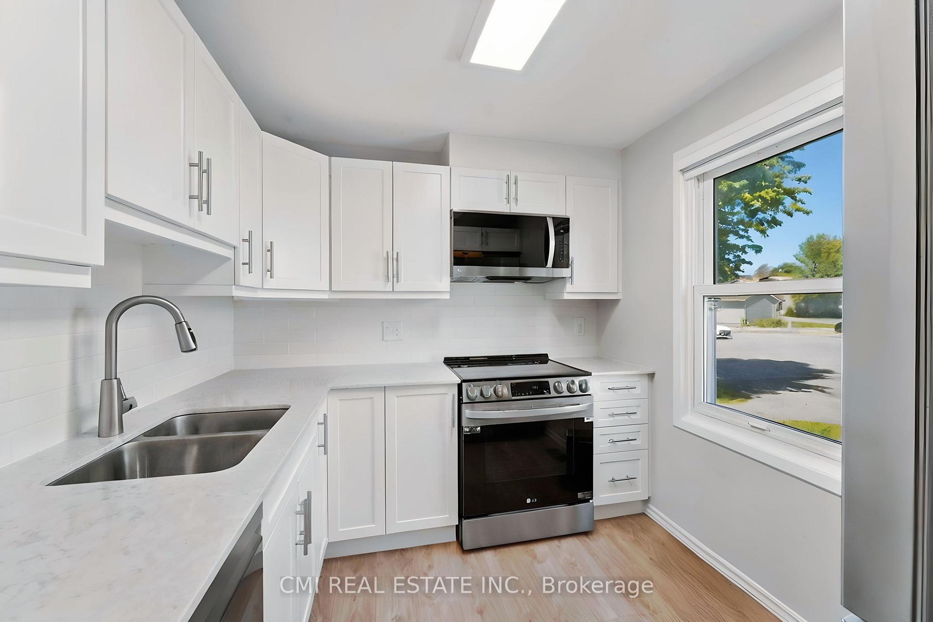 Photo 36 of Unit B, 1765 Lamoureux Drive, Ottawa, Queenswood Heights South — HOMEH
