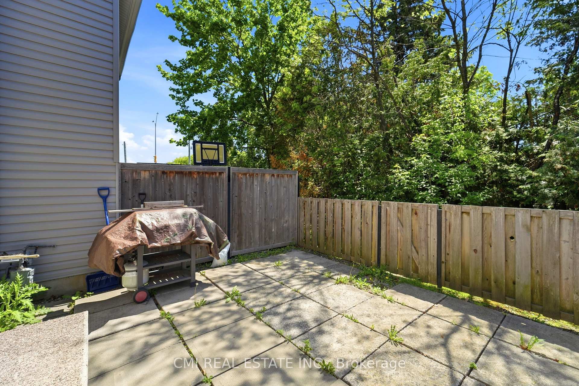 Photo 45 of Unit B, 1765 Lamoureux Drive, Ottawa, Queenswood Heights South — HOMEH