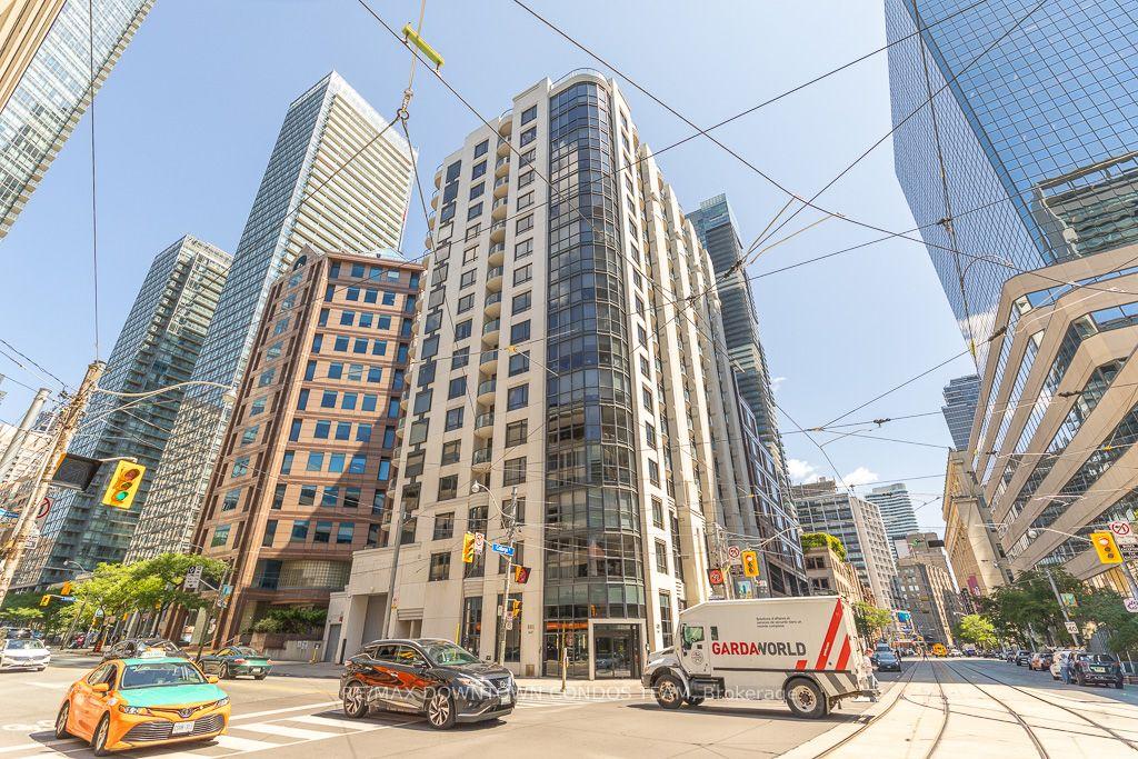Photo 1 of Unit 611, 801 Bay Street, Toronto, Bay Street Corridor — HOMEH