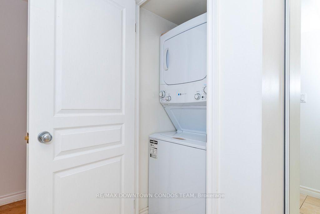 Photo 18 of Unit 611, 801 Bay Street, Toronto, Bay Street Corridor — HOMEH