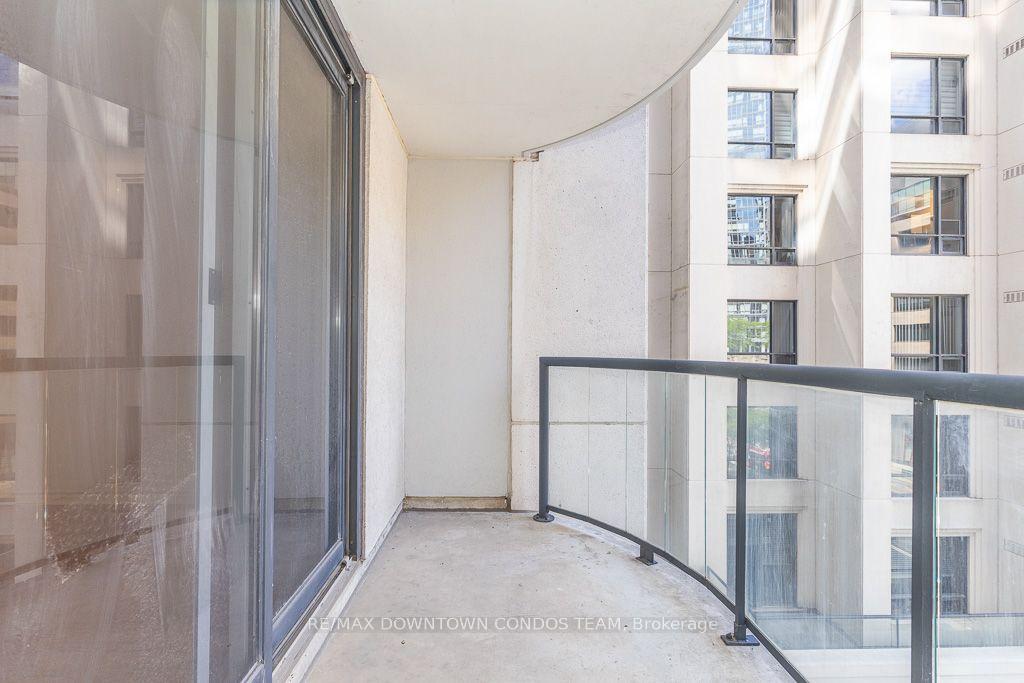 Photo 24 of Unit 611, 801 Bay Street, Toronto, Bay Street Corridor — HOMEH