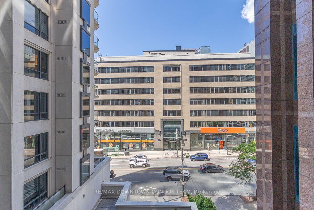 Photo 27 of Unit 611, 801 Bay Street, Toronto, Bay Street Corridor — HOMEH