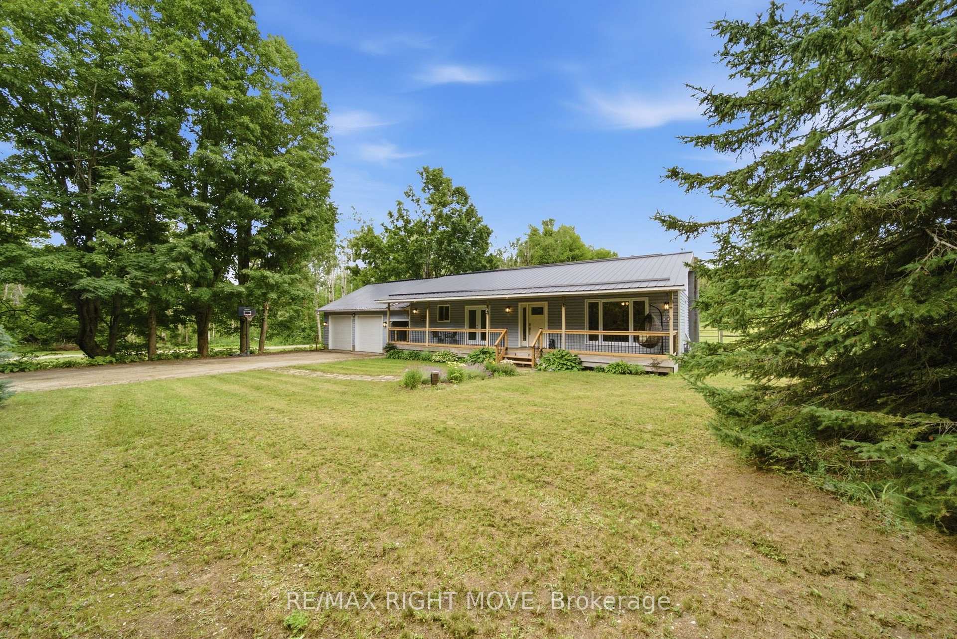 Photo 2 of 4408 12 Line N, Oro-Medonte, Rural Oro-Medonte — HOMEH