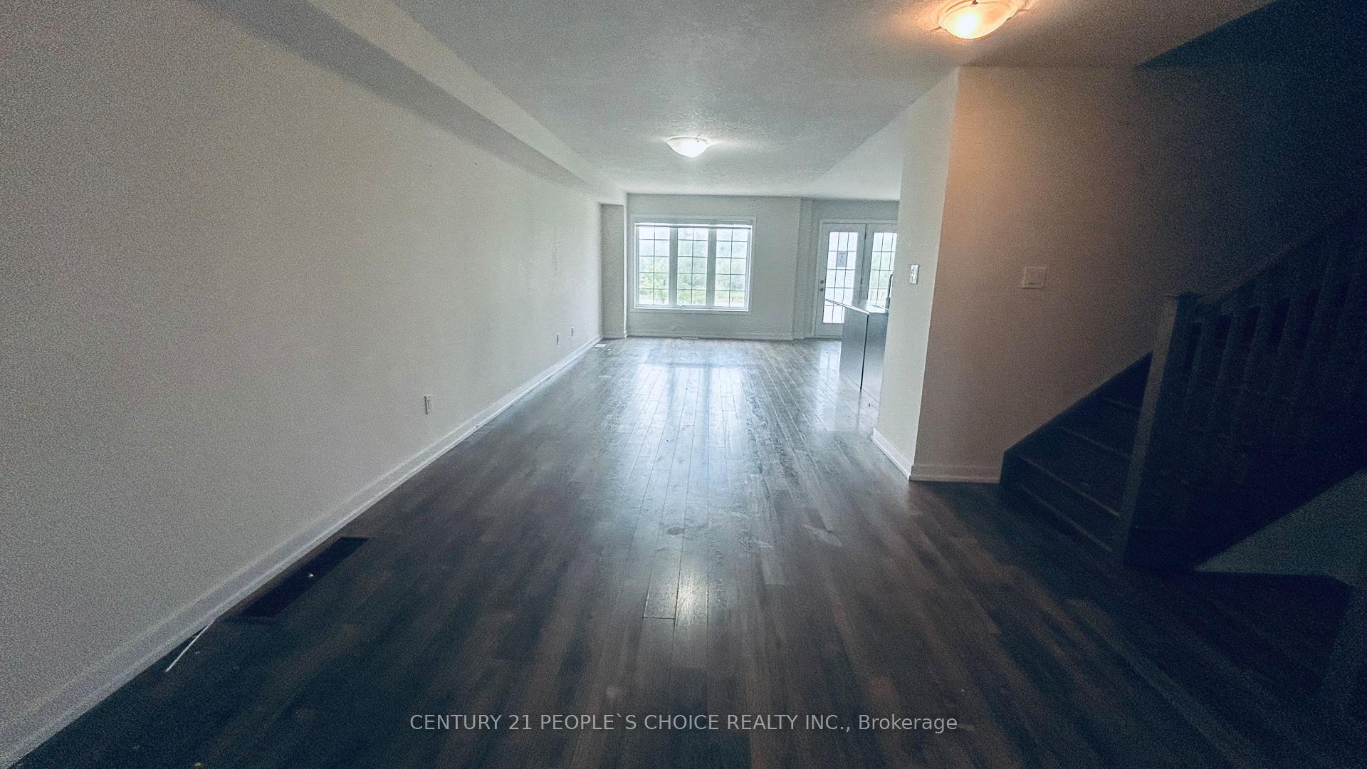Photo 5 of 108 Golden Spring Drive, Brampton, Northwest Brampton — HOMEH