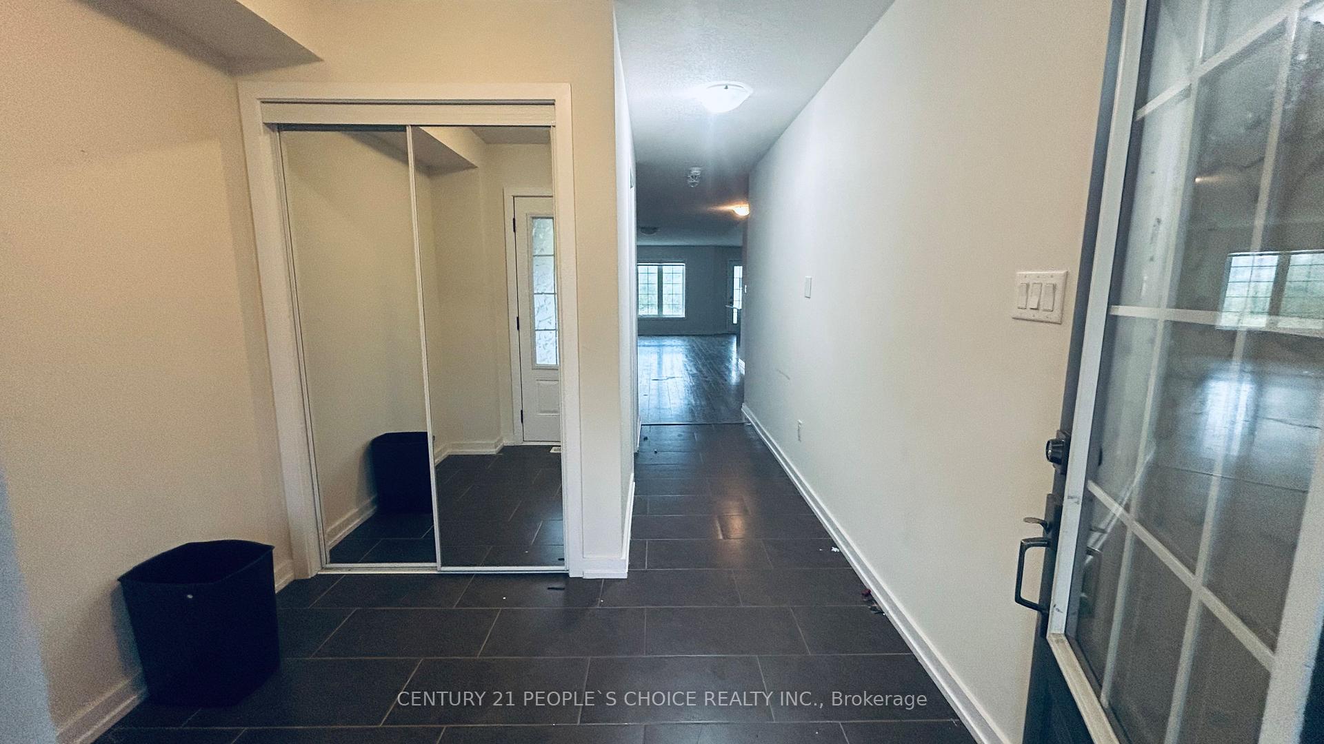 Photo 17 of 108 Golden Spring Drive, Brampton, Northwest Brampton — HOMEH