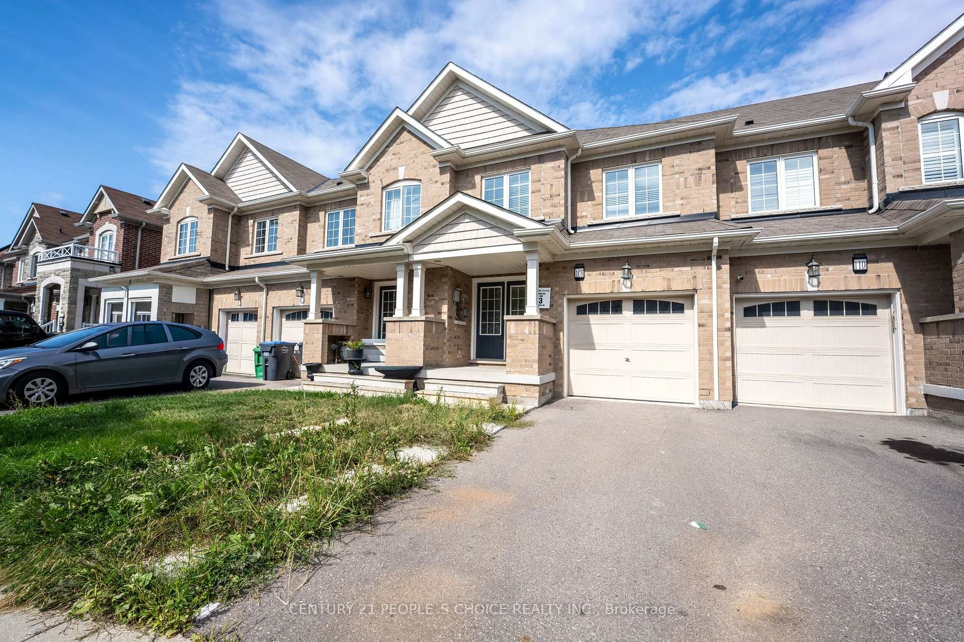 Photo 6 of 108 Golden Spring Drive, Brampton, Northwest Brampton — HOMEH