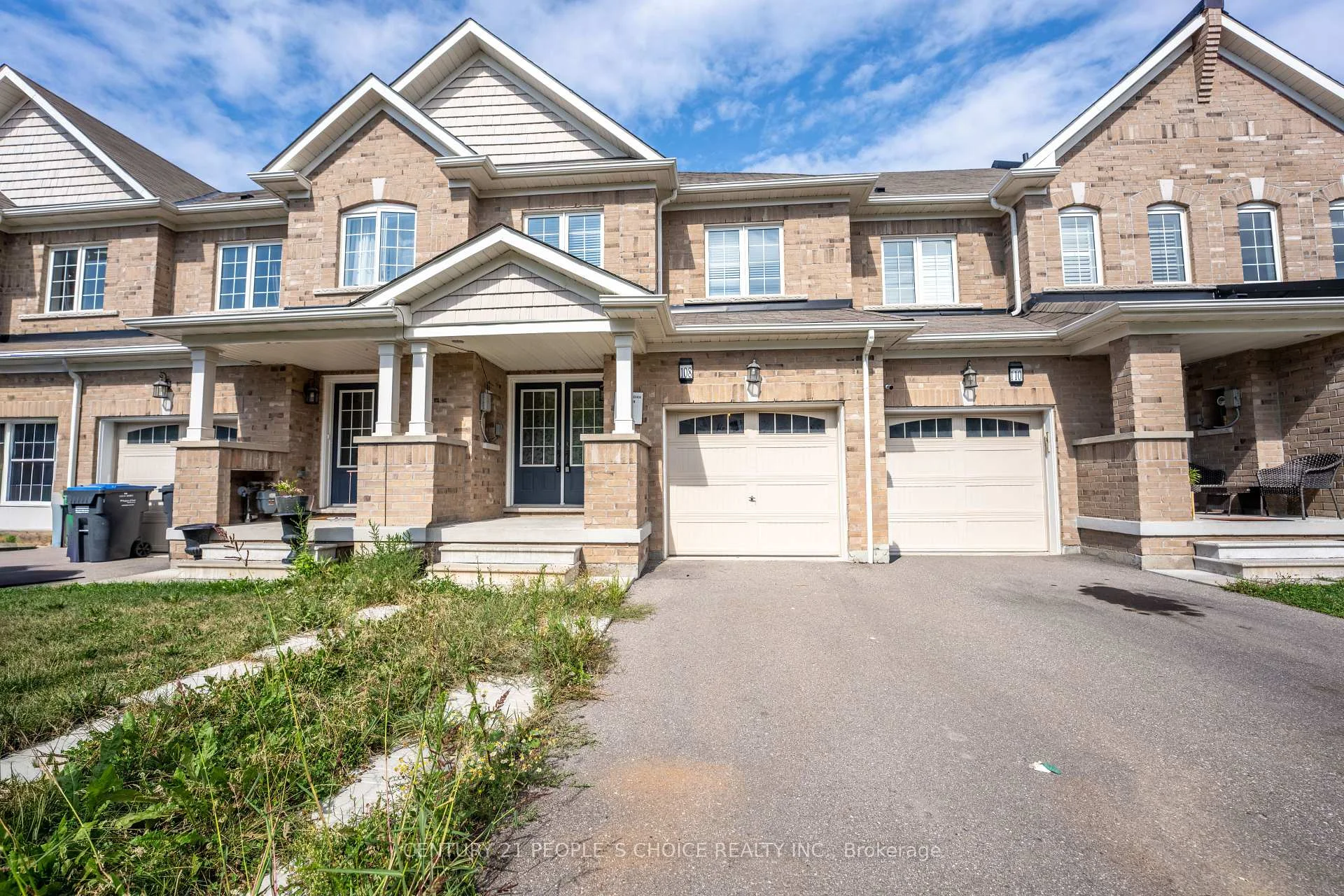 Photo 8 of 108 Golden Spring Drive, Brampton, Northwest Brampton — HOMEH