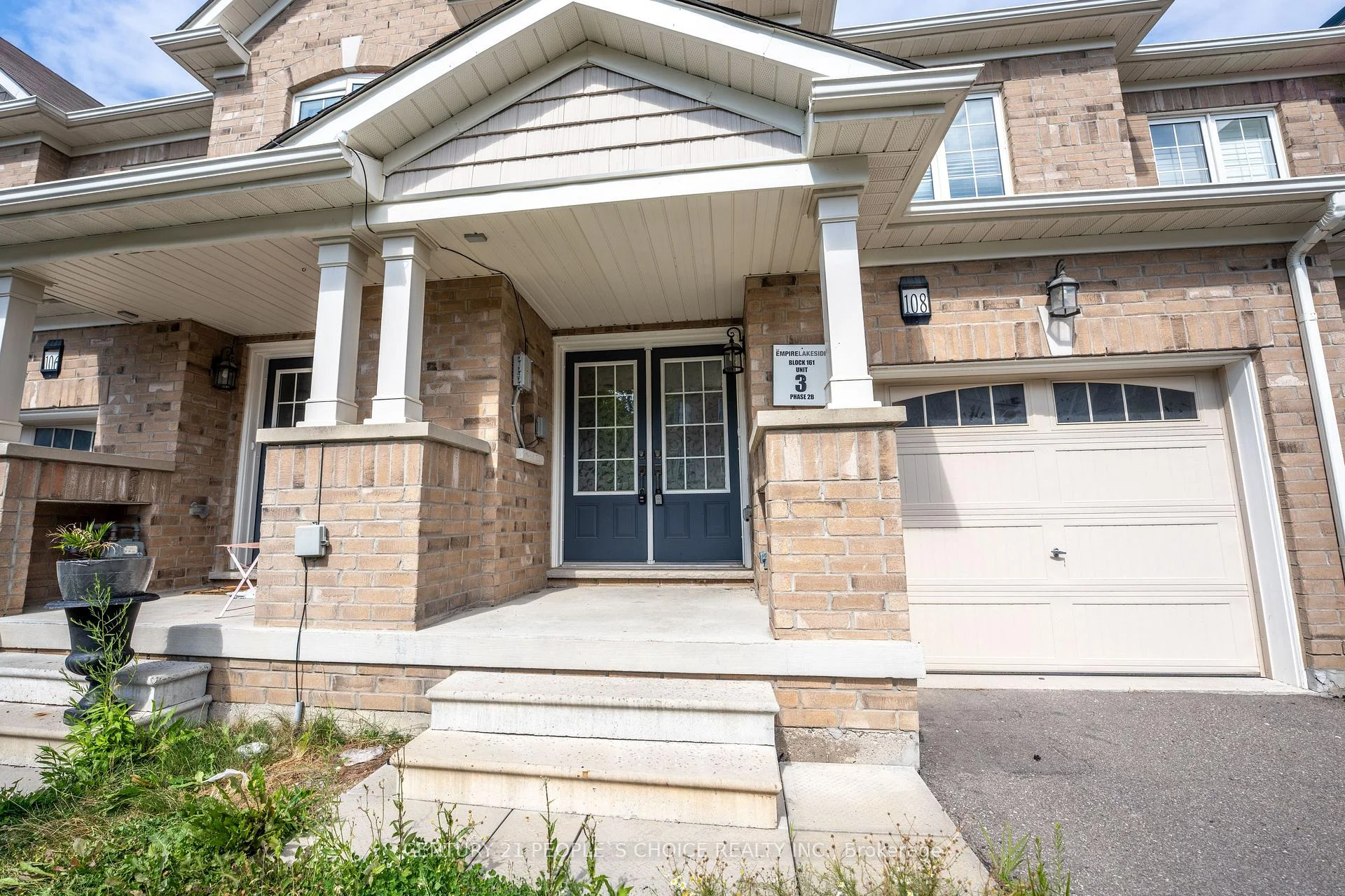 Photo 12 of 108 Golden Spring Drive, Brampton, Northwest Brampton — HOMEH