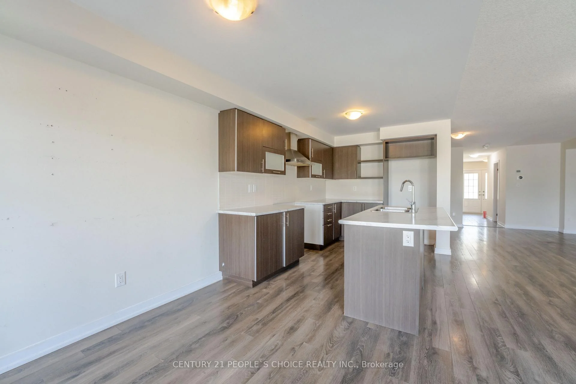 Photo 23 of 108 Golden Spring Drive, Brampton, Northwest Brampton — HOMEH