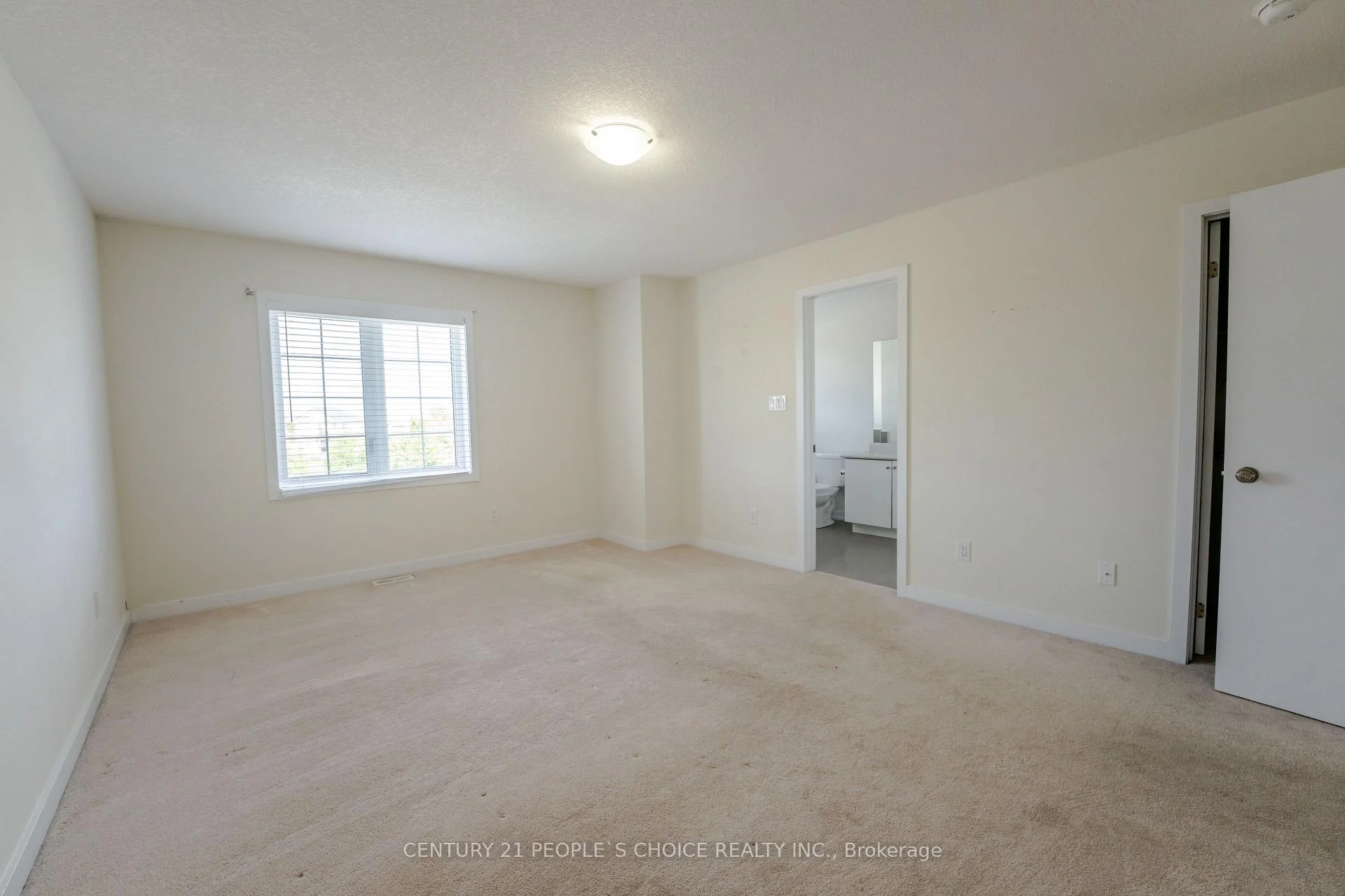 Photo 30 of 108 Golden Spring Drive, Brampton, Northwest Brampton — HOMEH