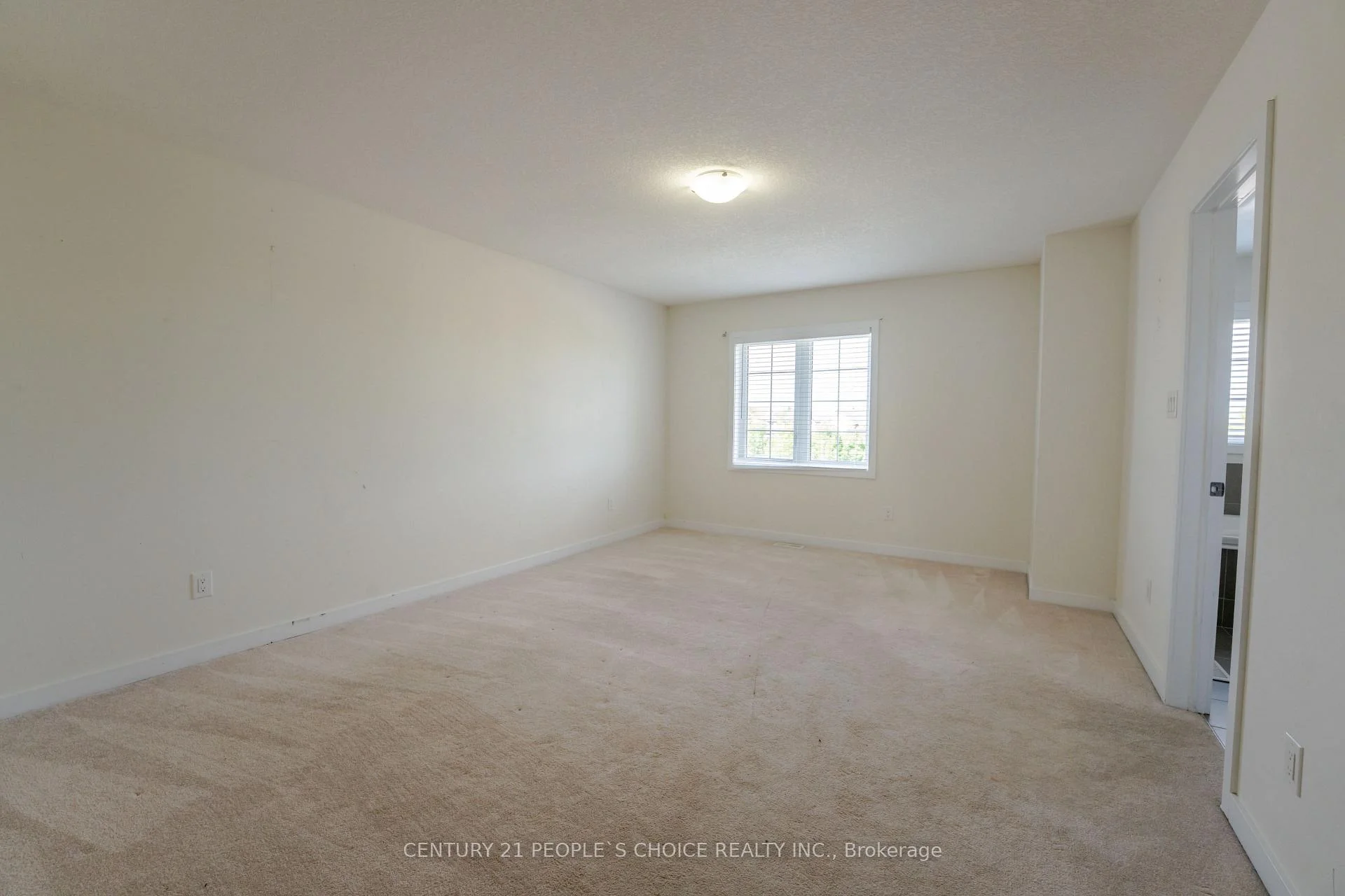 Photo 32 of 108 Golden Spring Drive, Brampton, Northwest Brampton — HOMEH