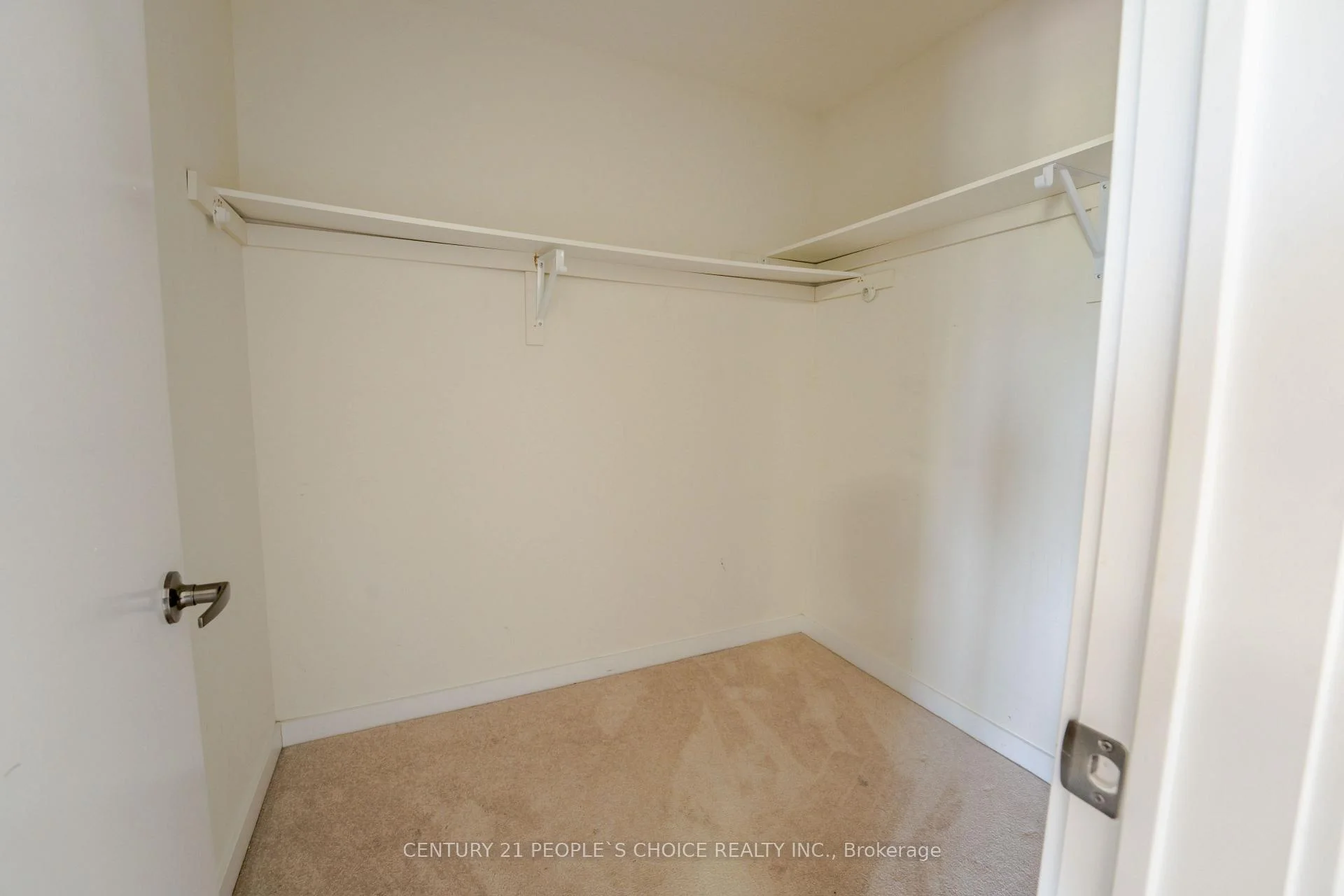 Photo 34 of 108 Golden Spring Drive, Brampton, Northwest Brampton — HOMEH