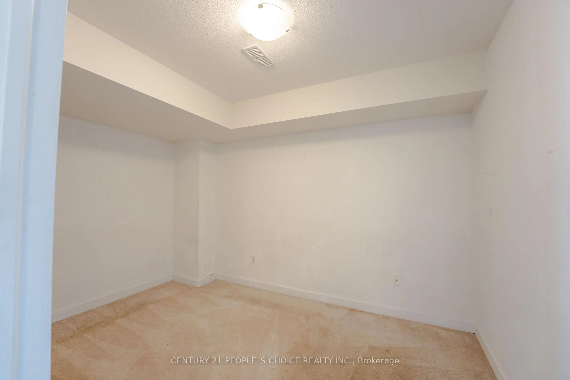 Photo 51 of 108 Golden Spring Drive, Brampton, Northwest Brampton — HOMEH