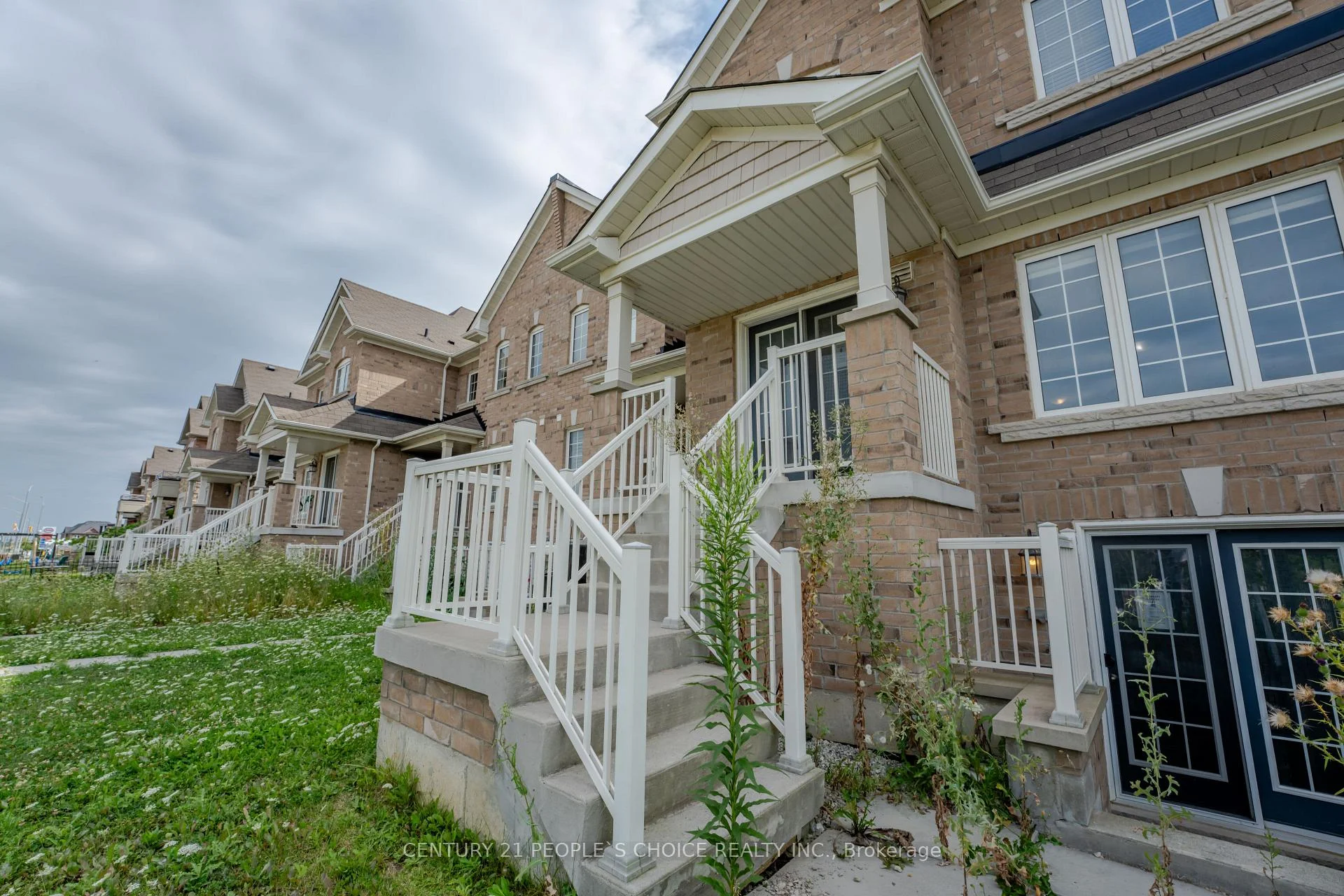 Photo 56 of 108 Golden Spring Drive, Brampton, Northwest Brampton — HOMEH
