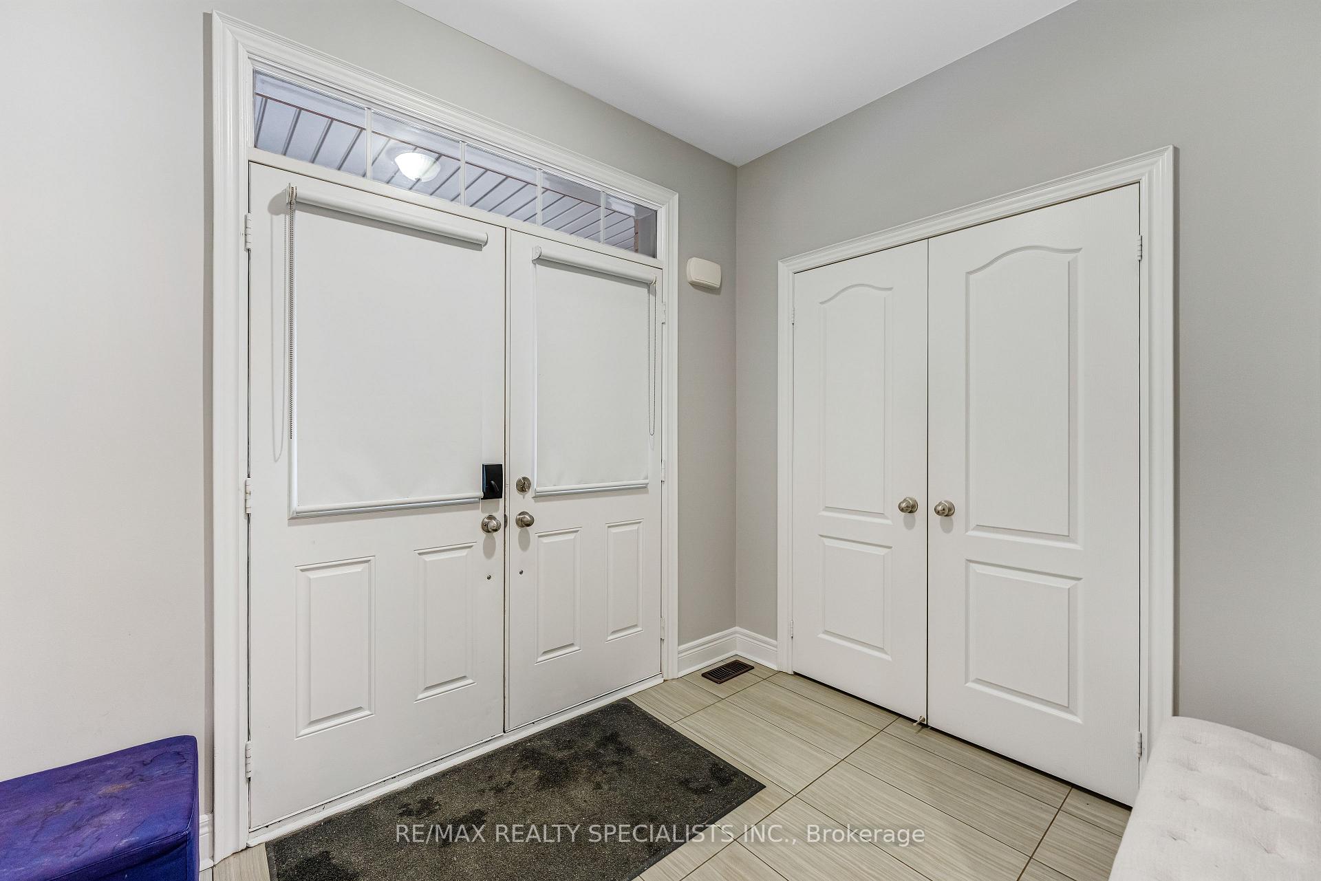 Photo 2 of 171 Rising Hill Ridge, Brampton, Bram West — HOMEH