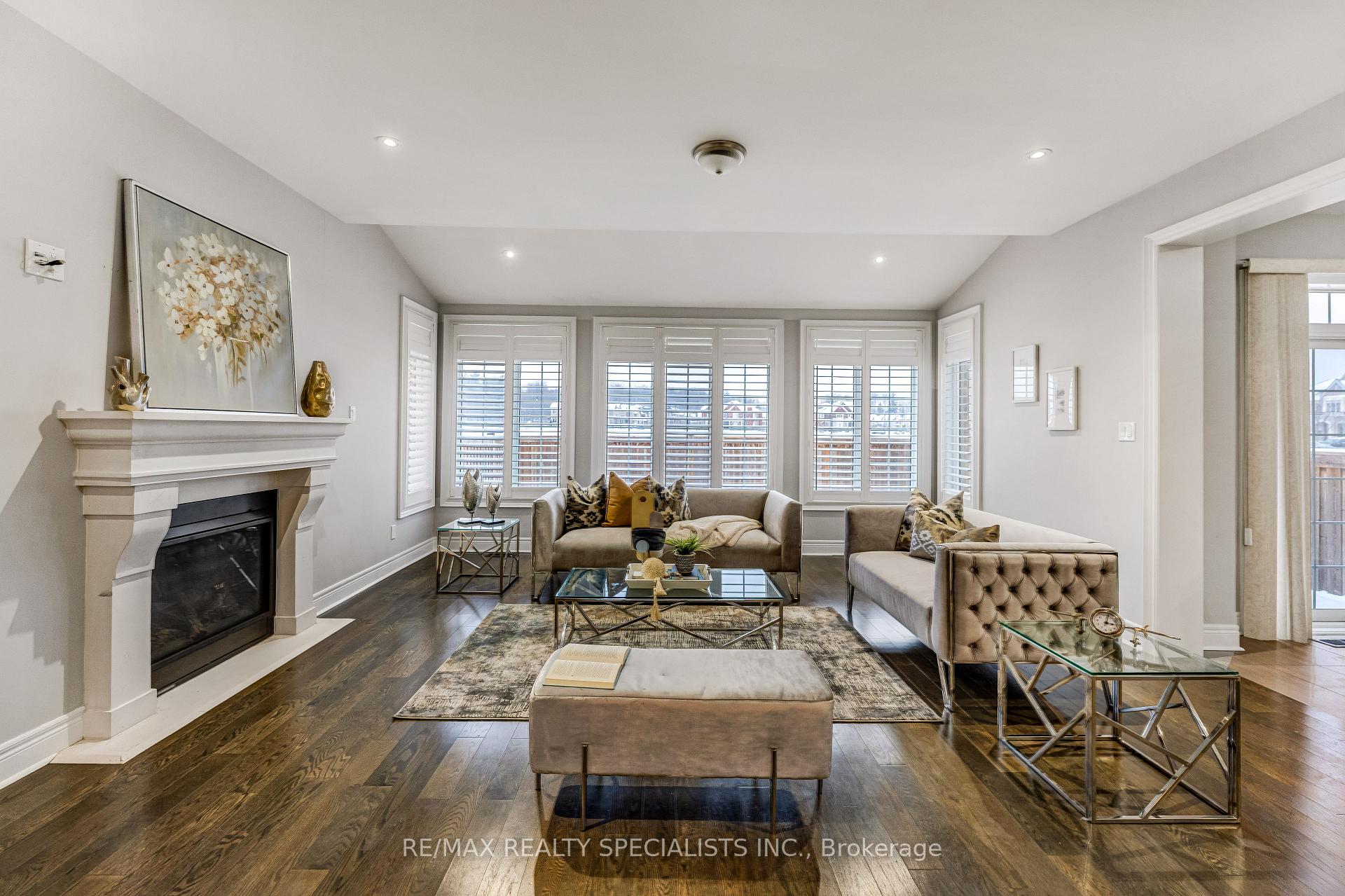 Photo 7 of 171 Rising Hill Ridge, Brampton, Bram West — HOMEH