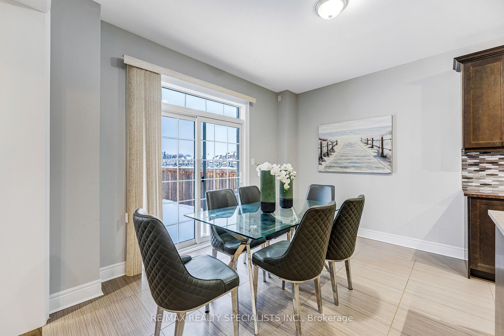 Photo 11 of 171 Rising Hill Ridge, Brampton, Bram West — HOMEH