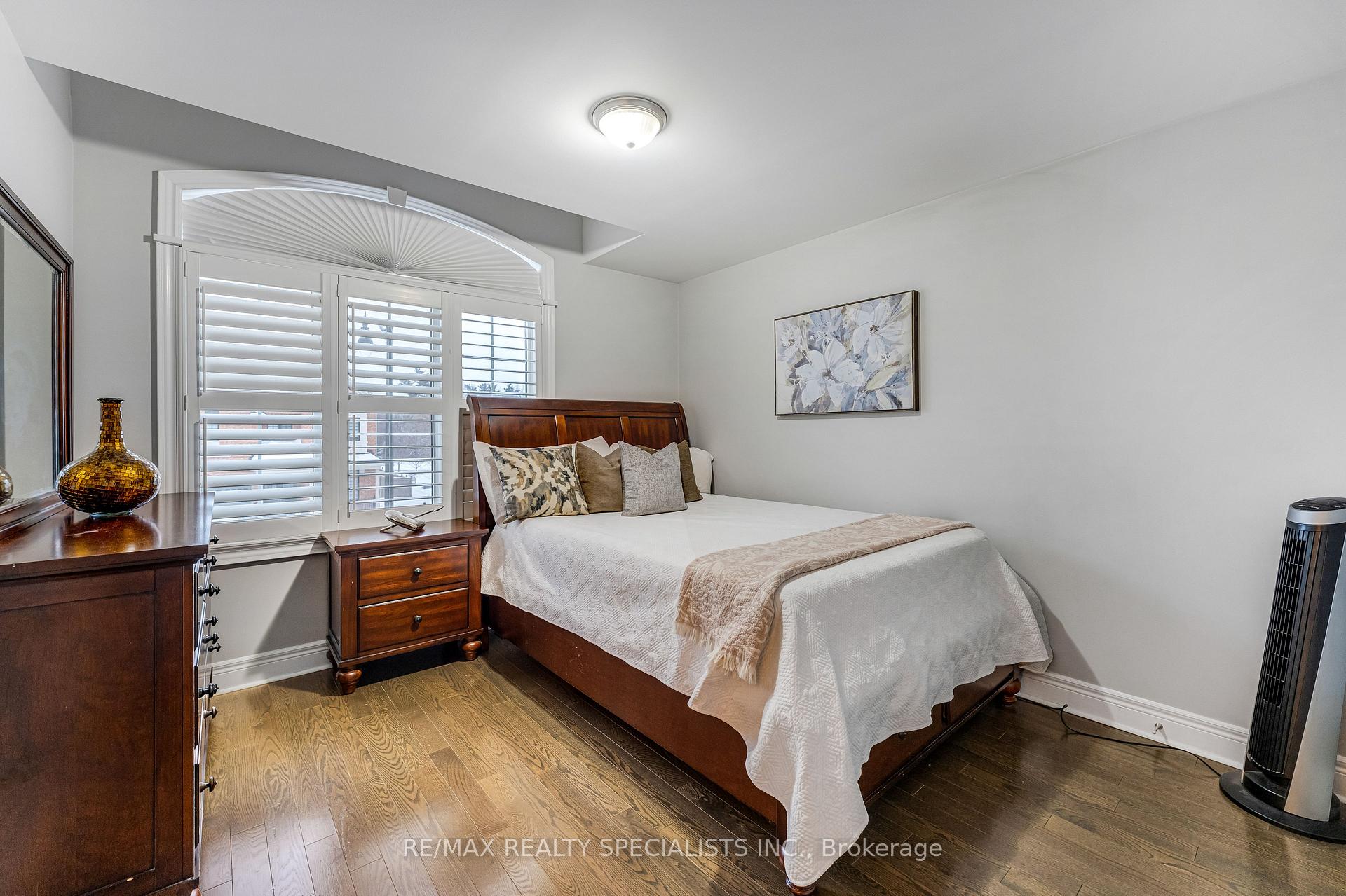 Photo 18 of 171 Rising Hill Ridge, Brampton, Bram West — HOMEH