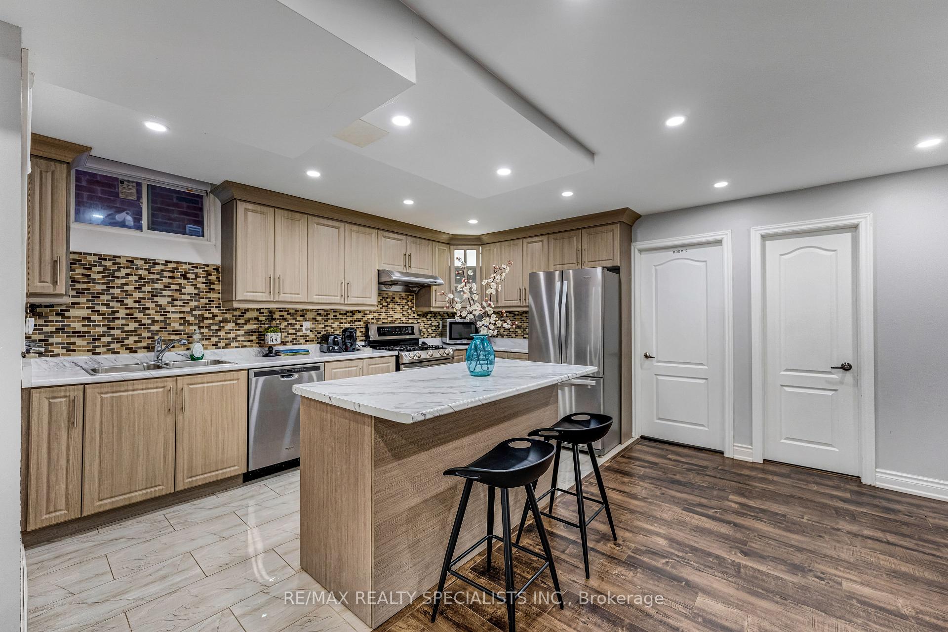 Photo 29 of 171 Rising Hill Ridge, Brampton, Bram West — HOMEH