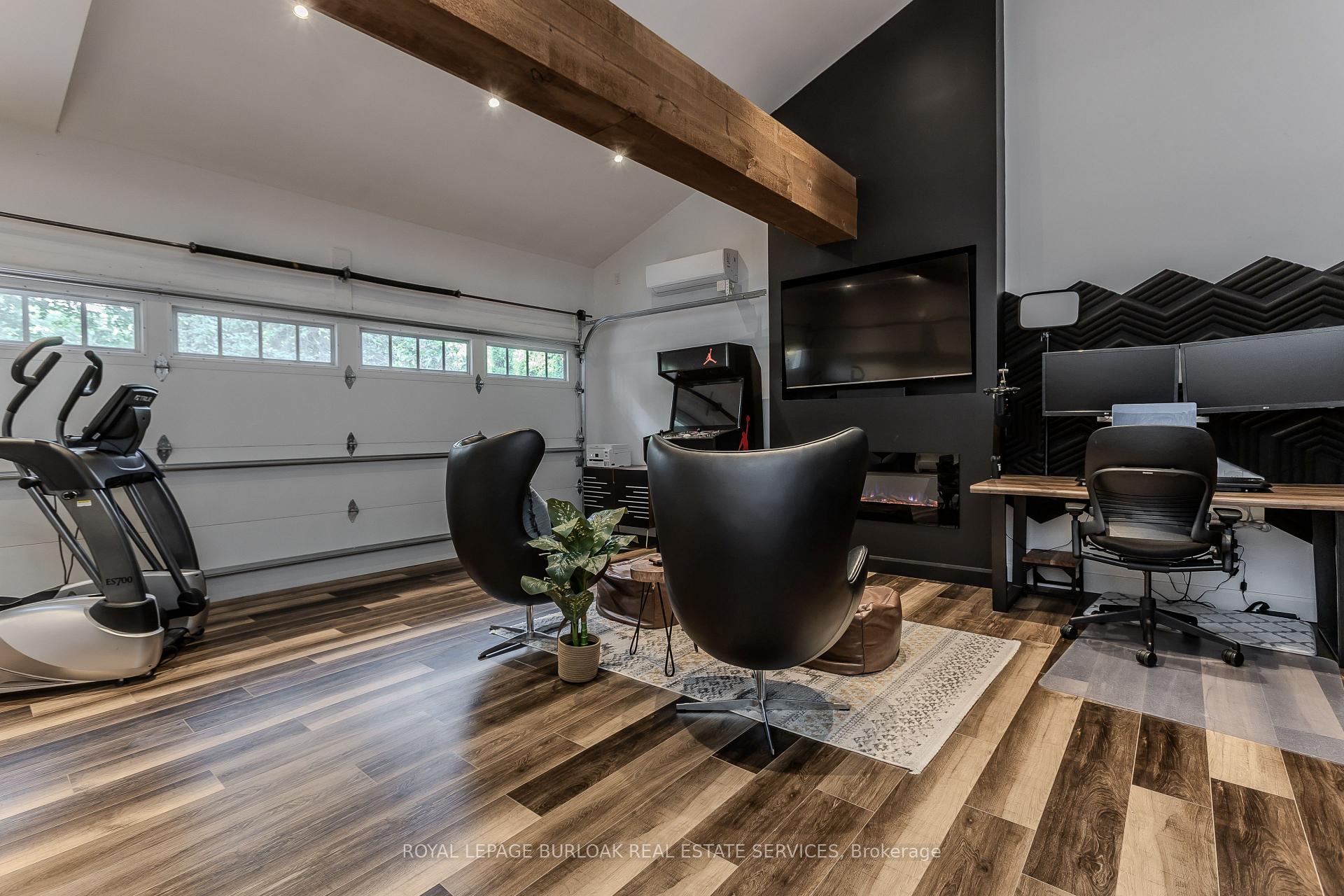 Photo 18 of 2023 Cheviot Court, Burlington, Mountainside — HOMEH
