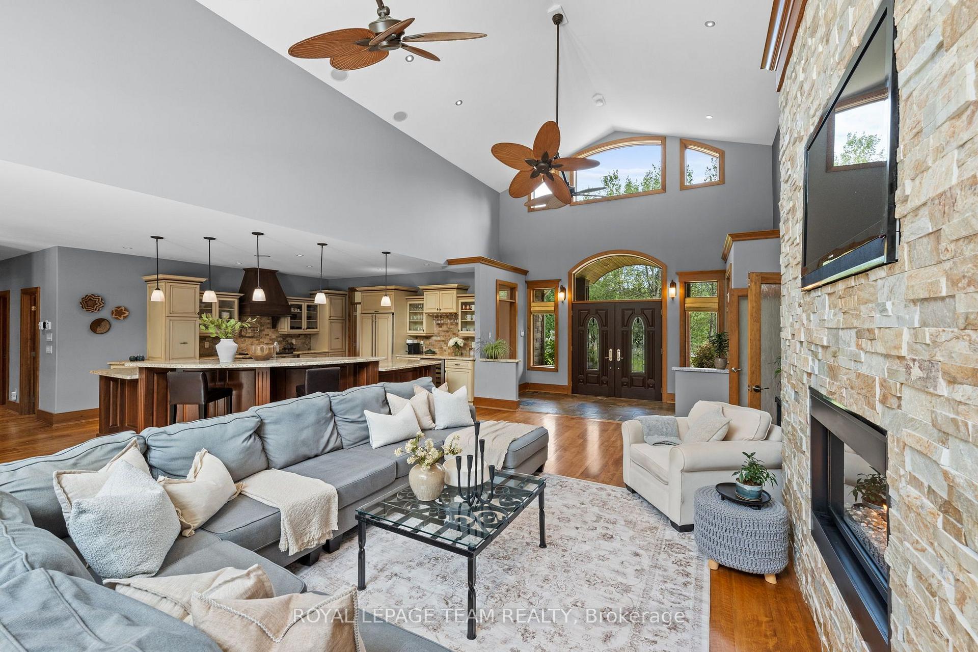Photo 12 of 1343 Terrace Ridge Drive, Ottawa, Huntley Ward (South East) — HOMEH