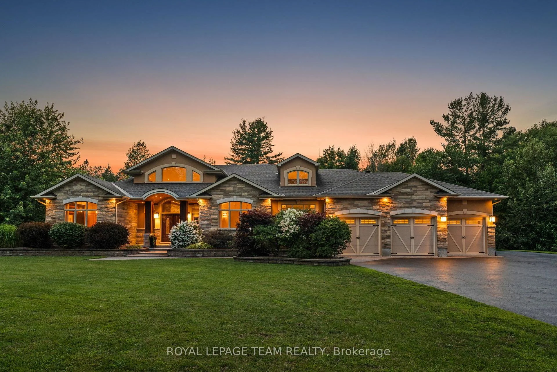 Photo 2 of 1343 Terrace Ridge Drive, Ottawa, Huntley Ward (South East) — HOMEH