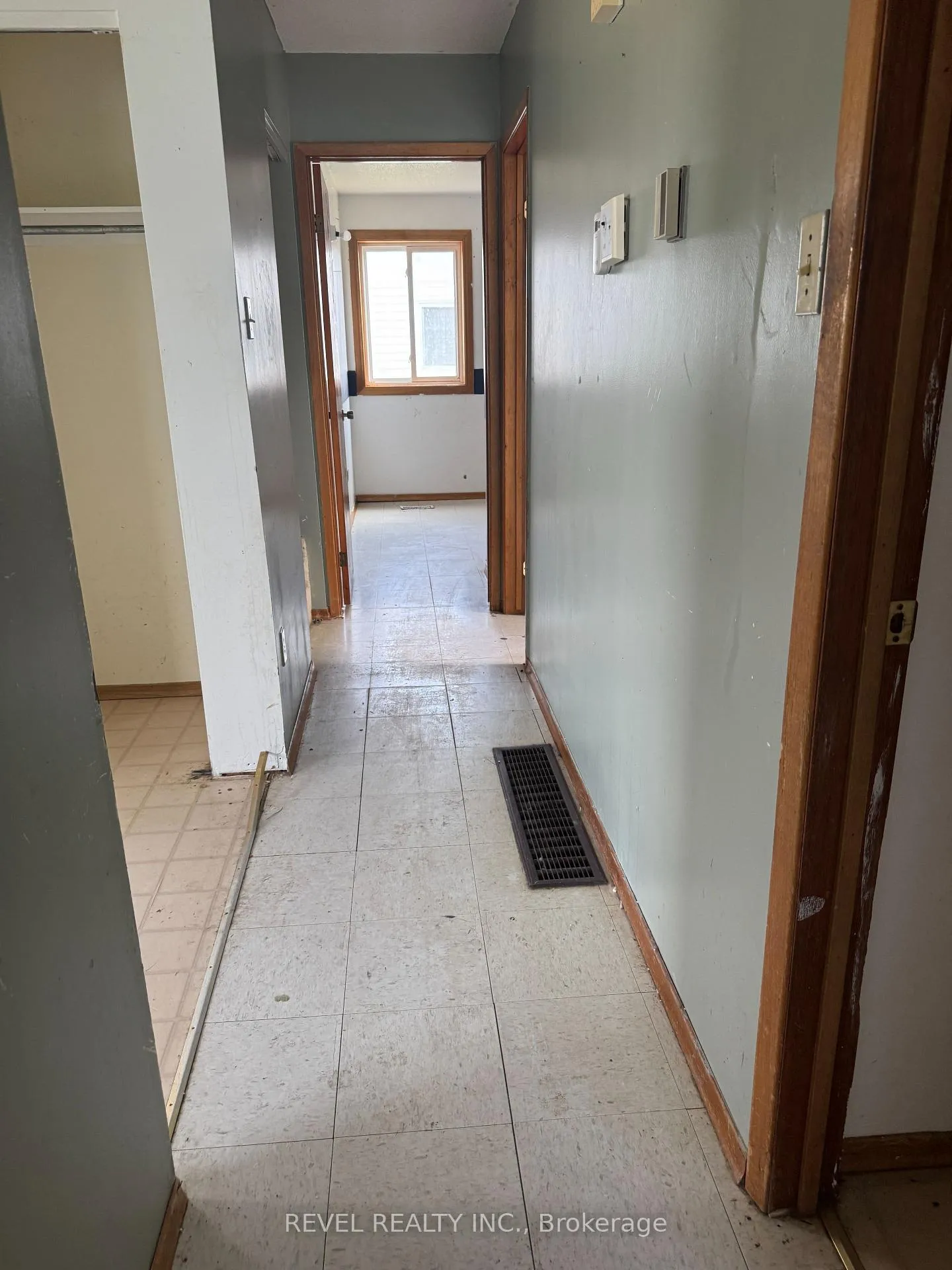 Photo 8 of 42 Gauthier Street, Kapuskasing, Fauquier — HOMEH