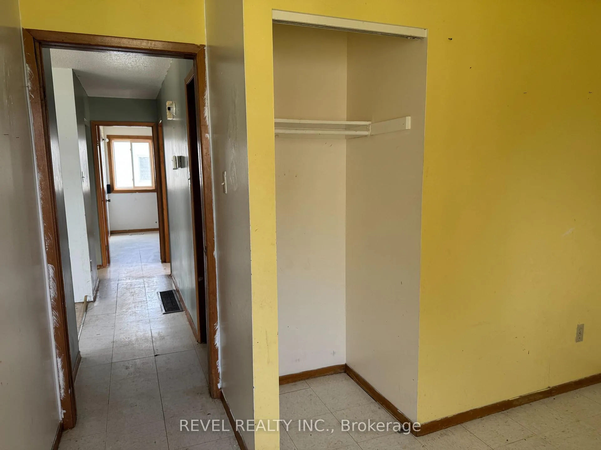 Photo 9 of 42 Gauthier Street, Kapuskasing, Fauquier — HOMEH