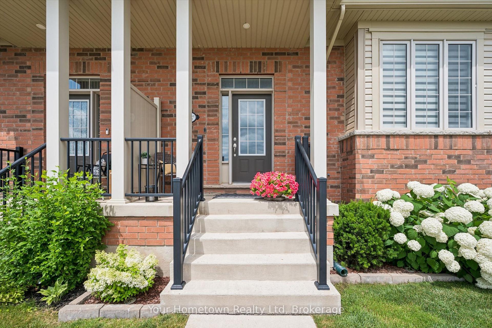 Photo 5 of Unit #5, 22 Kirvan Street, Centre Wellington, Fergus — HOMEH