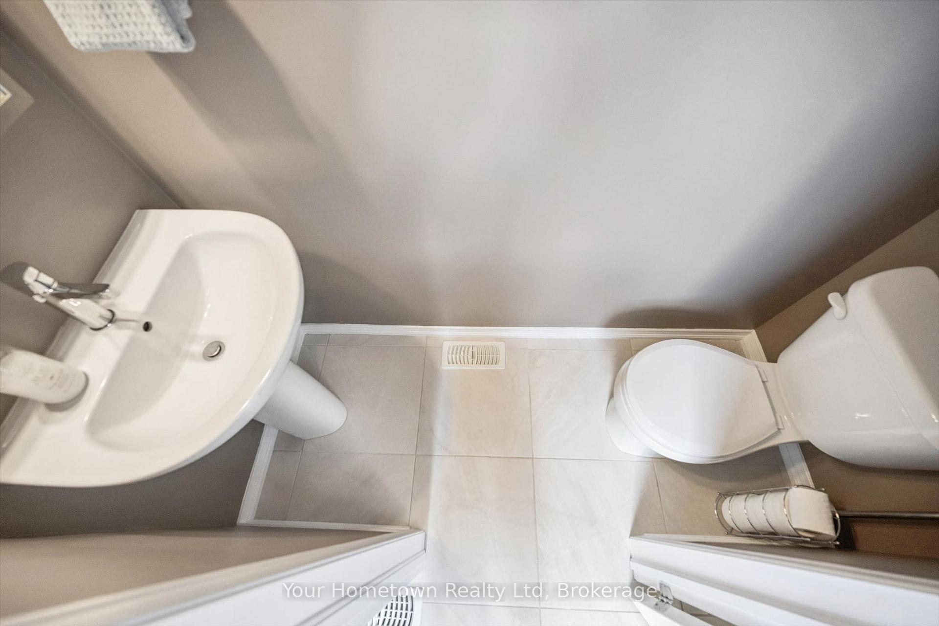 Photo 18 of Unit #5, 22 Kirvan Street, Centre Wellington, Fergus — HOMEH