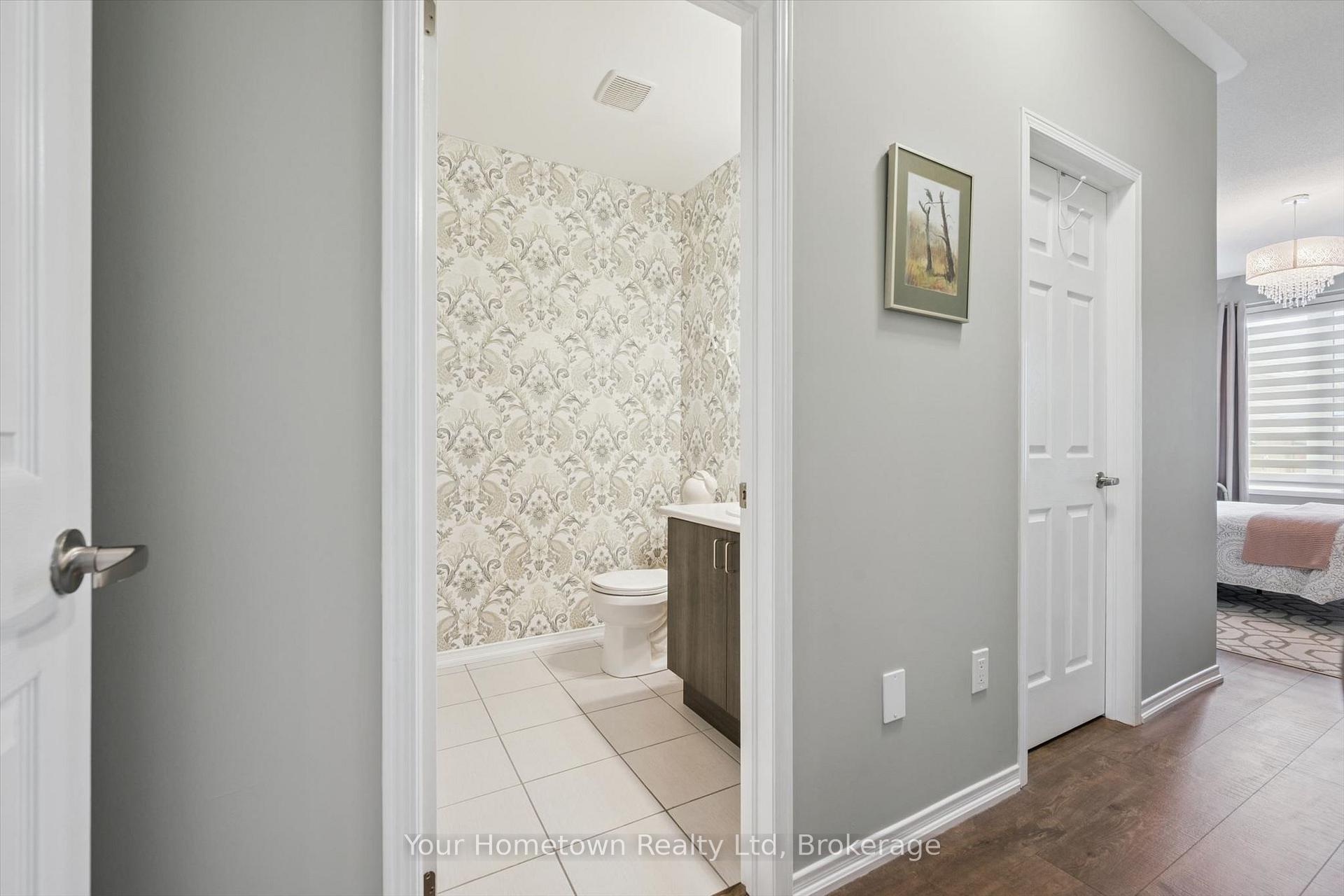 Photo 20 of Unit #5, 22 Kirvan Street, Centre Wellington, Fergus — HOMEH