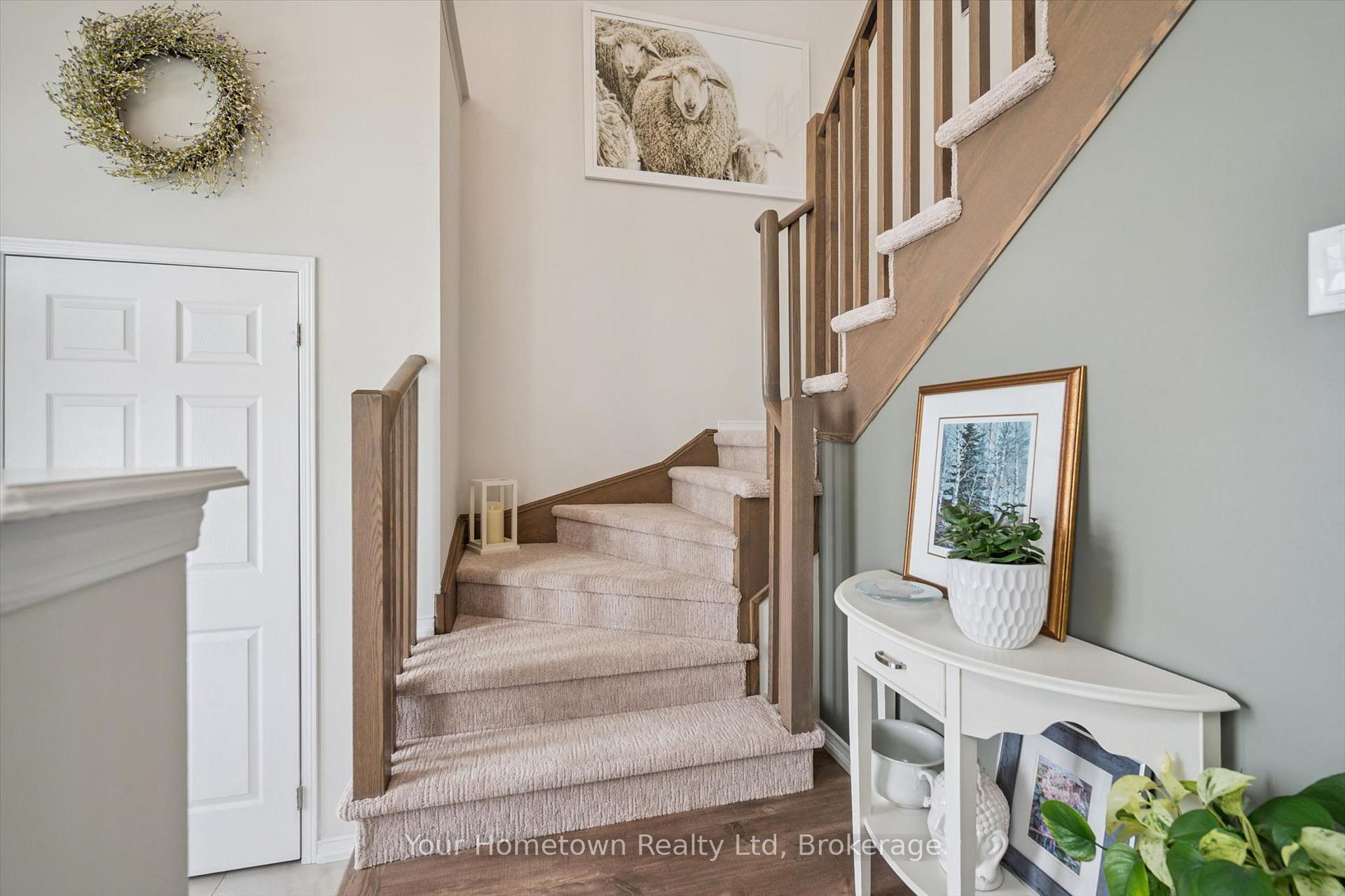 Photo 25 of Unit #5, 22 Kirvan Street, Centre Wellington, Fergus — HOMEH