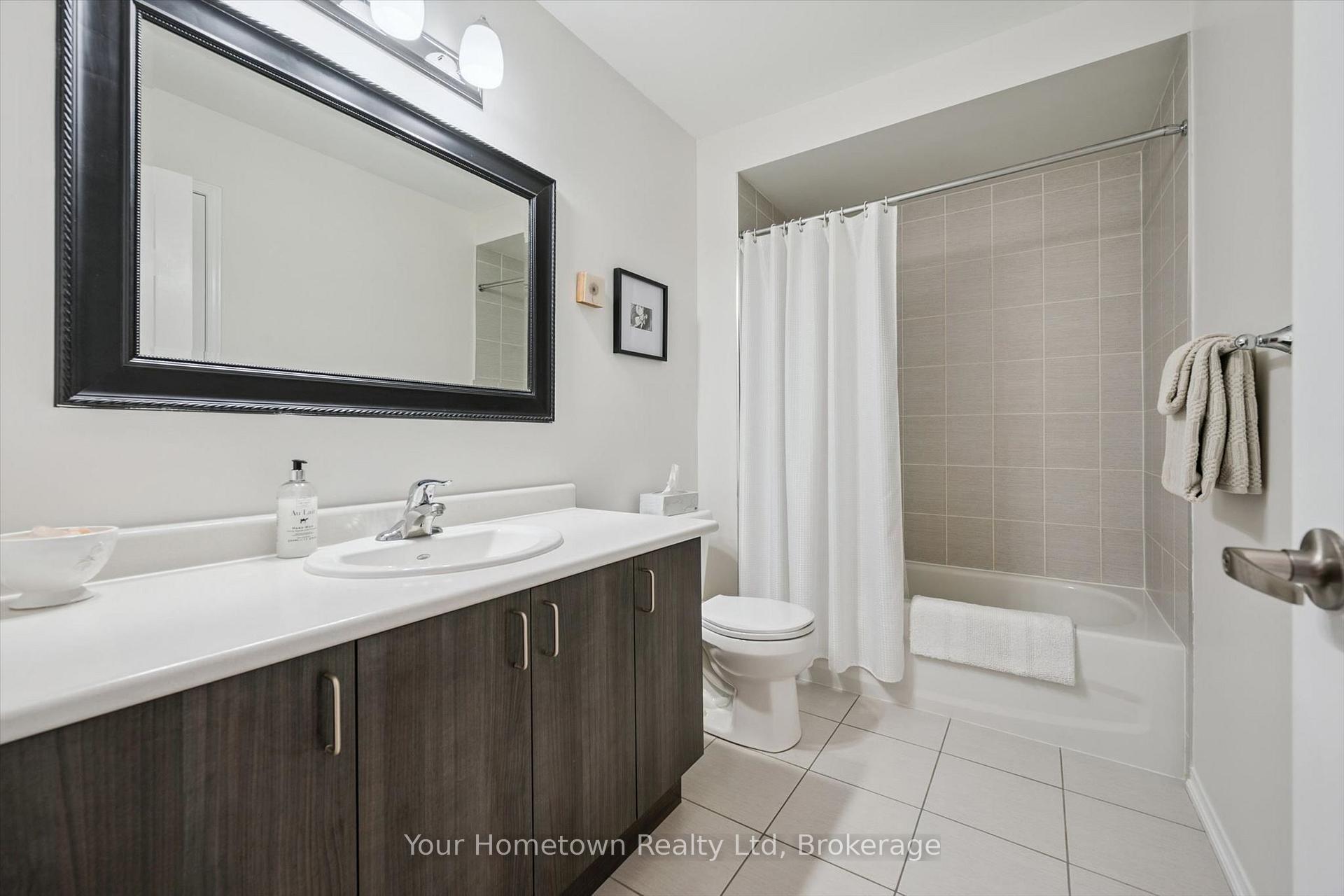 Photo 31 of Unit #5, 22 Kirvan Street, Centre Wellington, Fergus — HOMEH