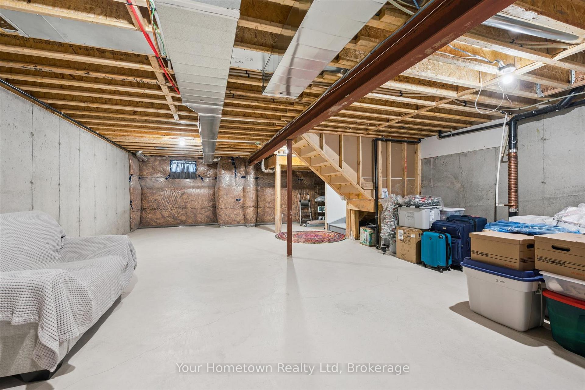 Photo 35 of Unit #5, 22 Kirvan Street, Centre Wellington, Fergus — HOMEH