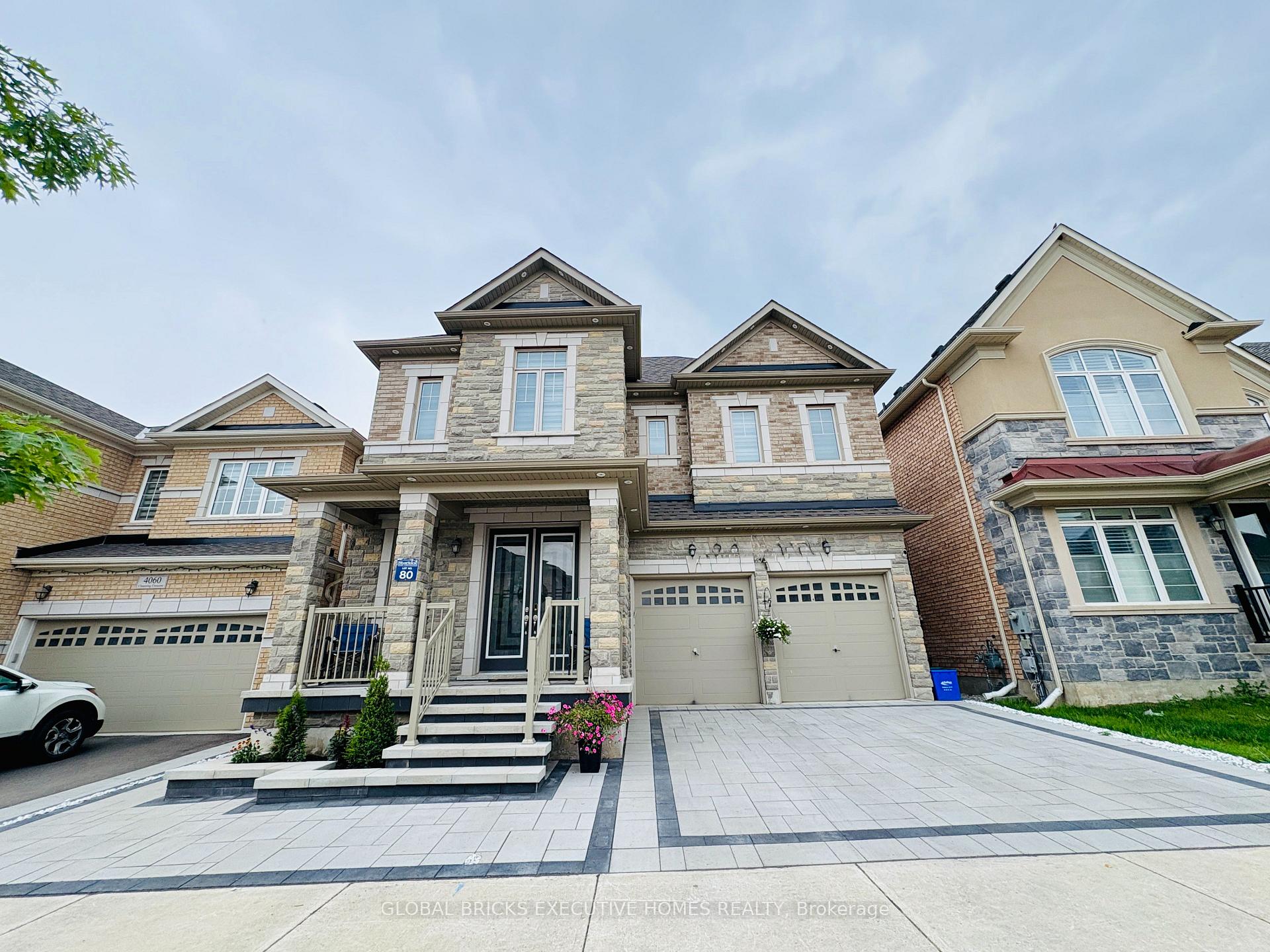 Photo 1 of 4056 Channing Crescent, Oakville, Glenorchy — HOMEH