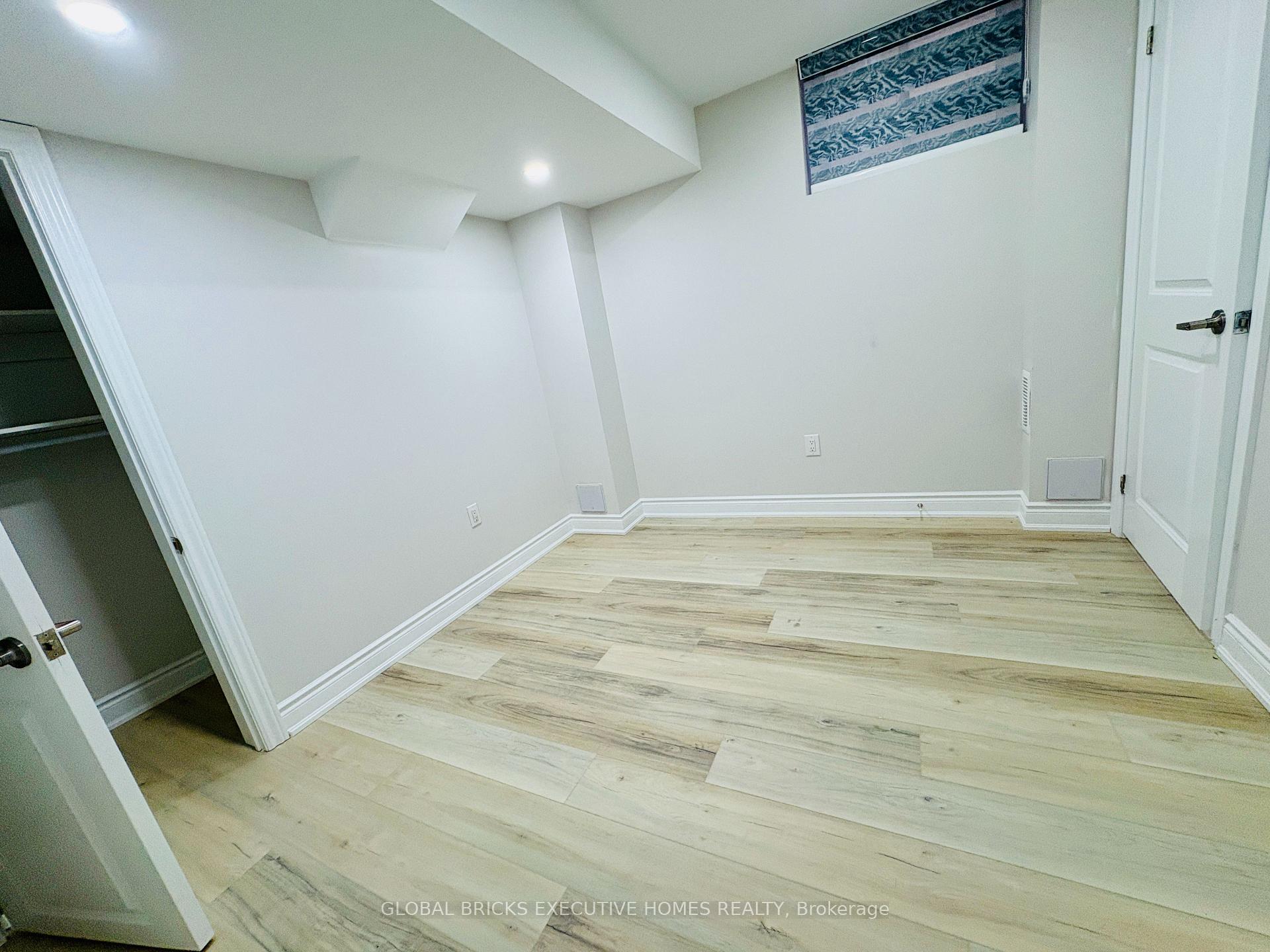 Photo 20 of 4056 Channing Crescent, Oakville, Glenorchy — HOMEH