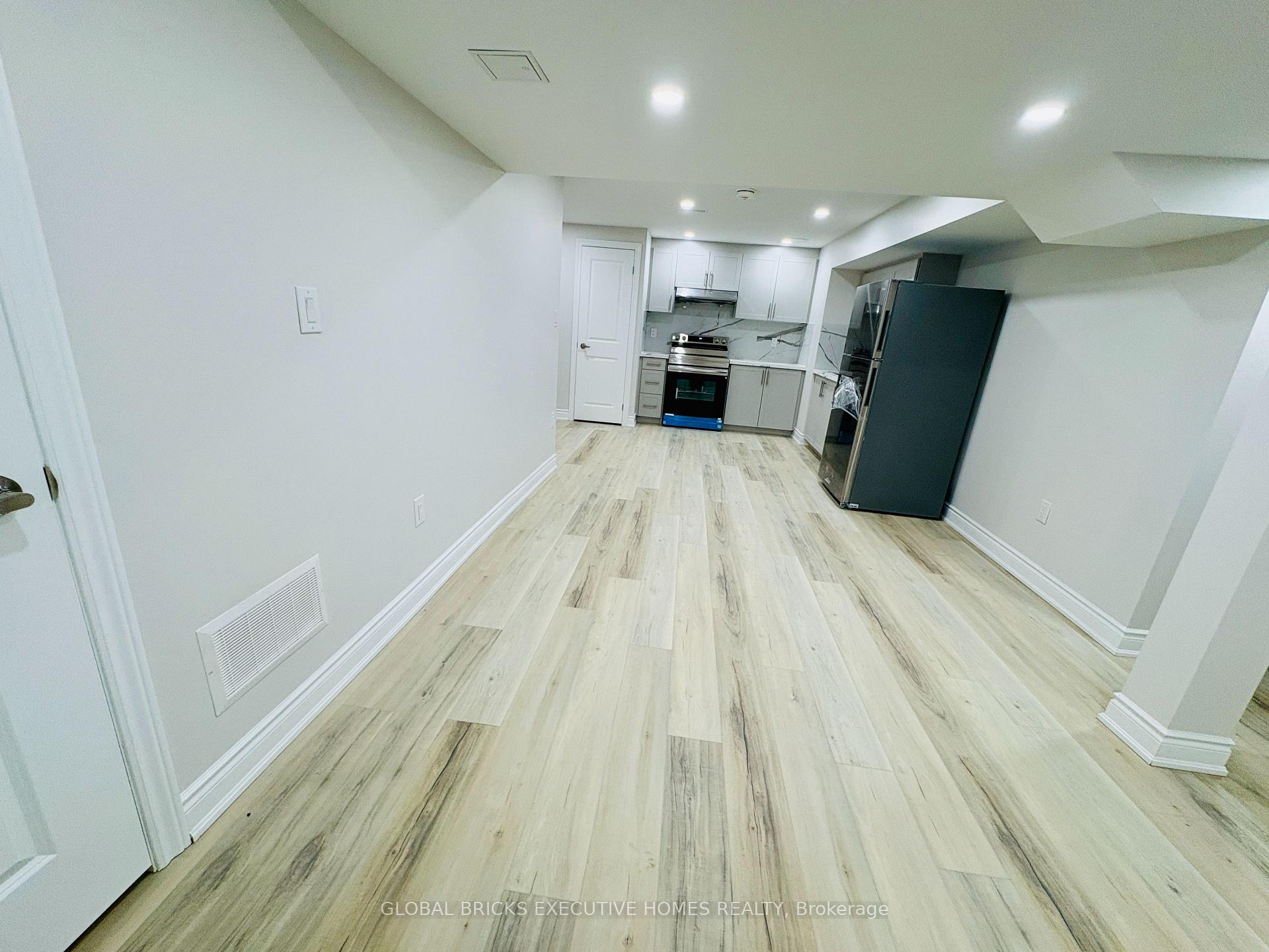 Photo 23 of 4056 Channing Crescent, Oakville, Glenorchy — HOMEH