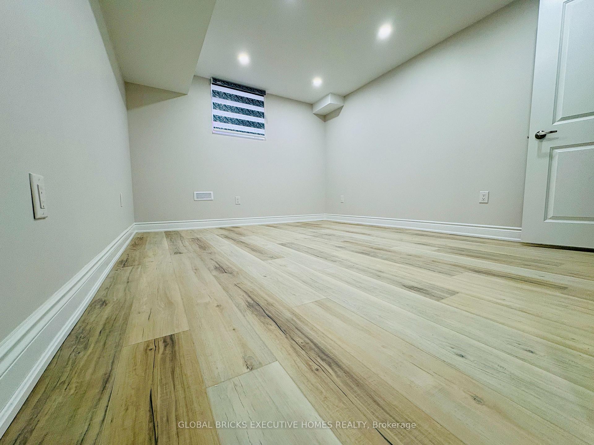 Photo 40 of 4056 Channing Crescent, Oakville, Glenorchy — HOMEH