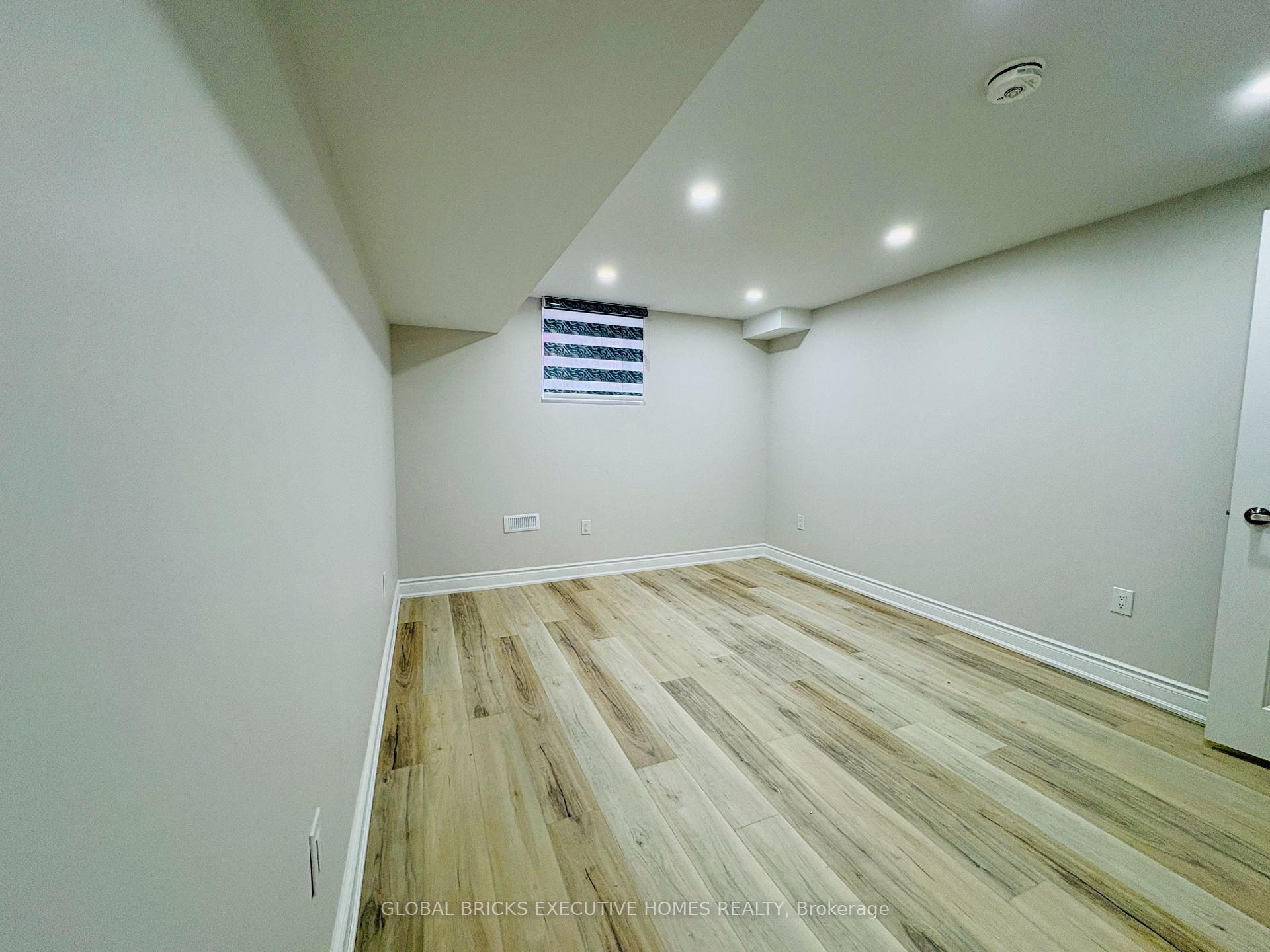 Photo 41 of 4056 Channing Crescent, Oakville, Glenorchy — HOMEH