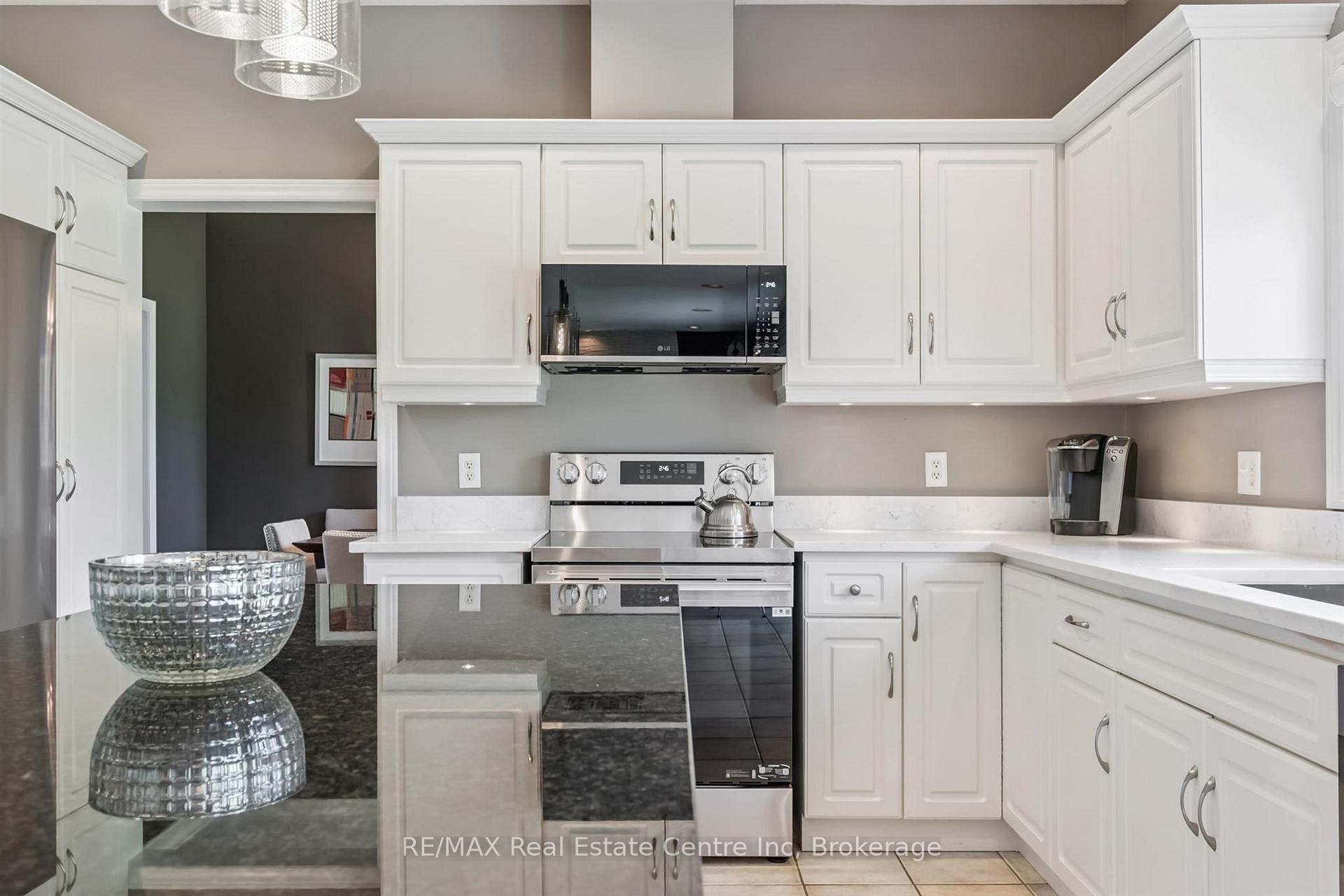 Photo 12 of 12 Telfer Glen Street, Puslinch, Morriston — HOMEH