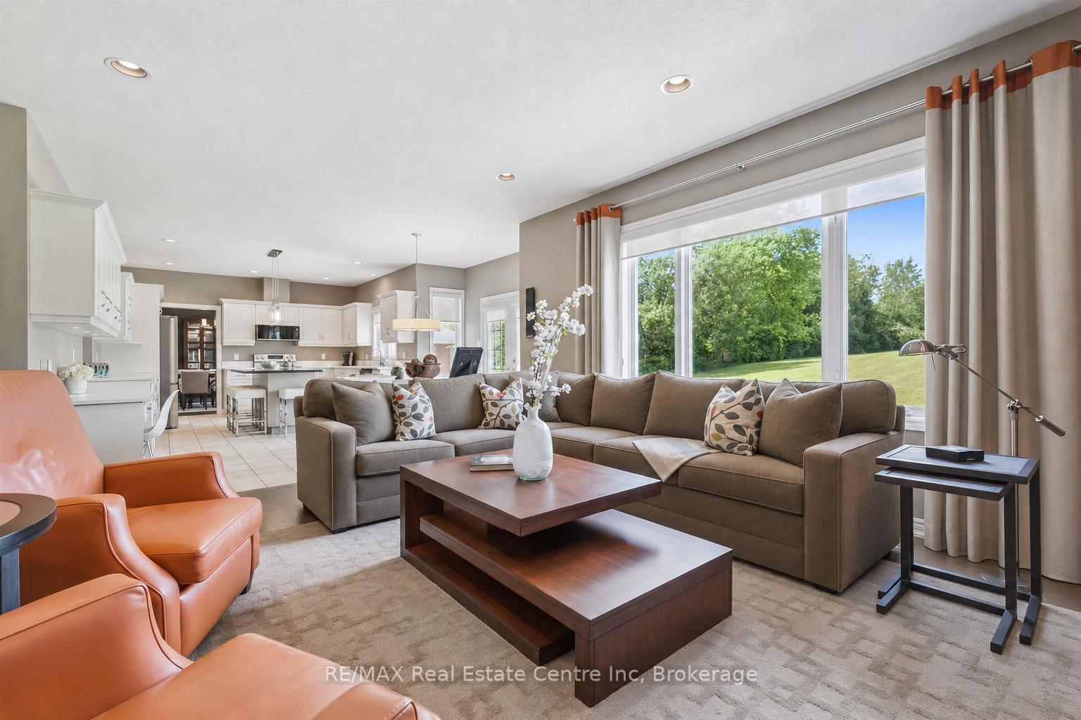 Photo 17 of 12 Telfer Glen Street, Puslinch, Morriston — HOMEH