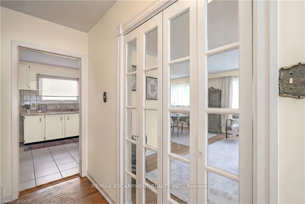 Photo 7 of 652 Ardleigh Crescent, Burlington, Appleby — HOMEH