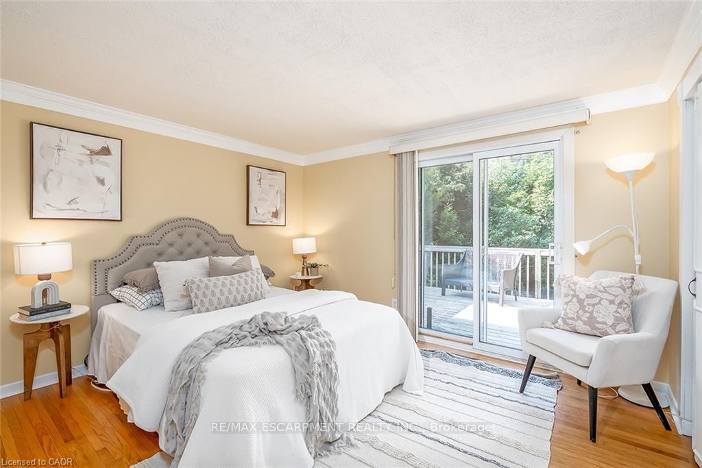 Photo 18 of 652 Ardleigh Crescent, Burlington, Appleby — HOMEH