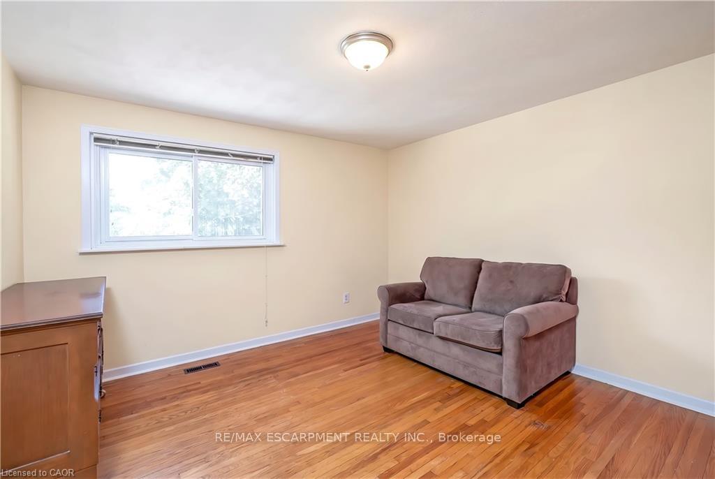 Photo 22 of 652 Ardleigh Crescent, Burlington, Appleby — HOMEH