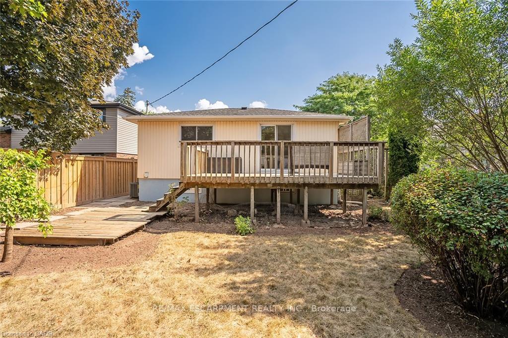 Photo 37 of 652 Ardleigh Crescent, Burlington, Appleby — HOMEH