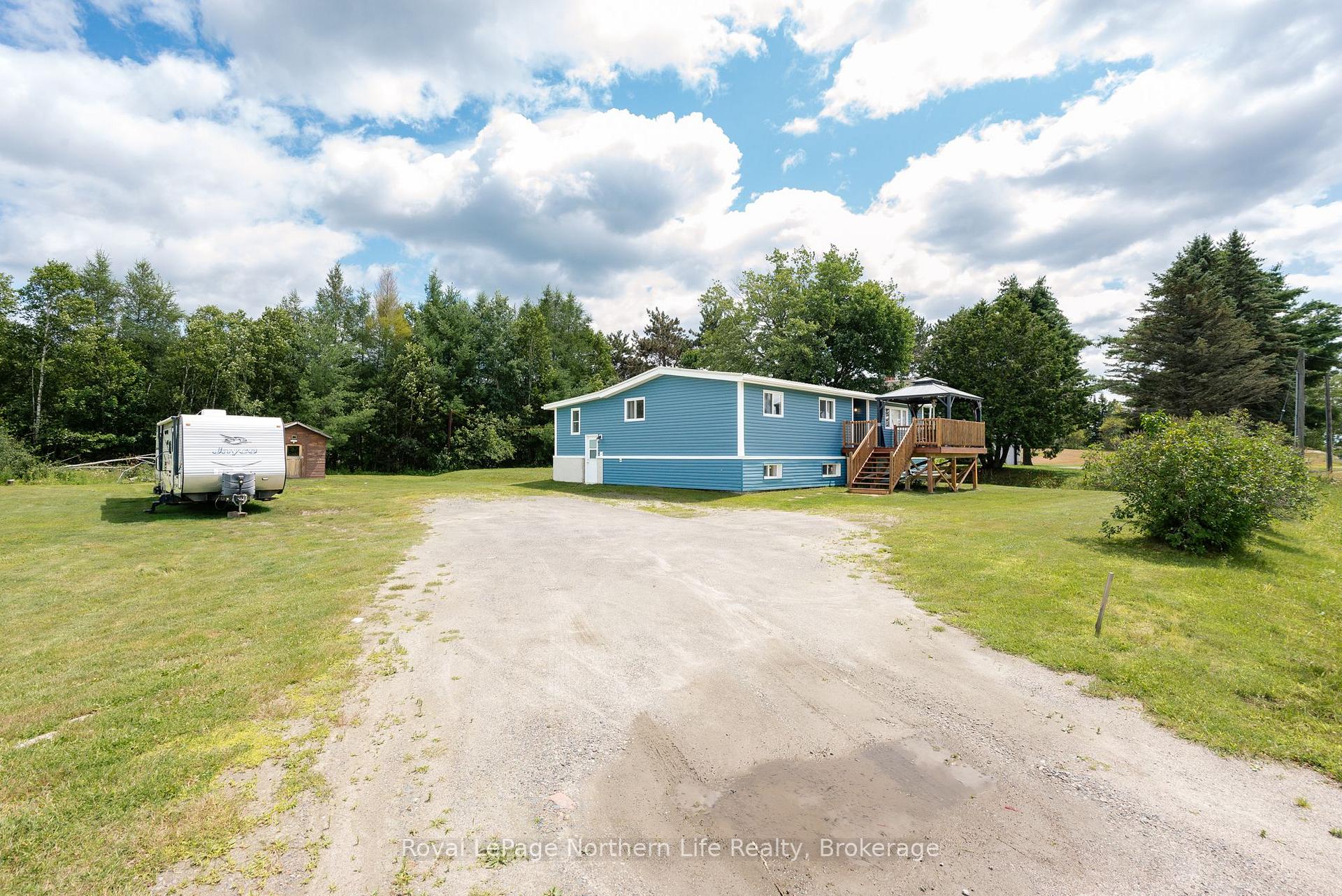Photo 2 of 558 Nipissing Street, West Nipissing, Sturgeon Falls — HOMEH