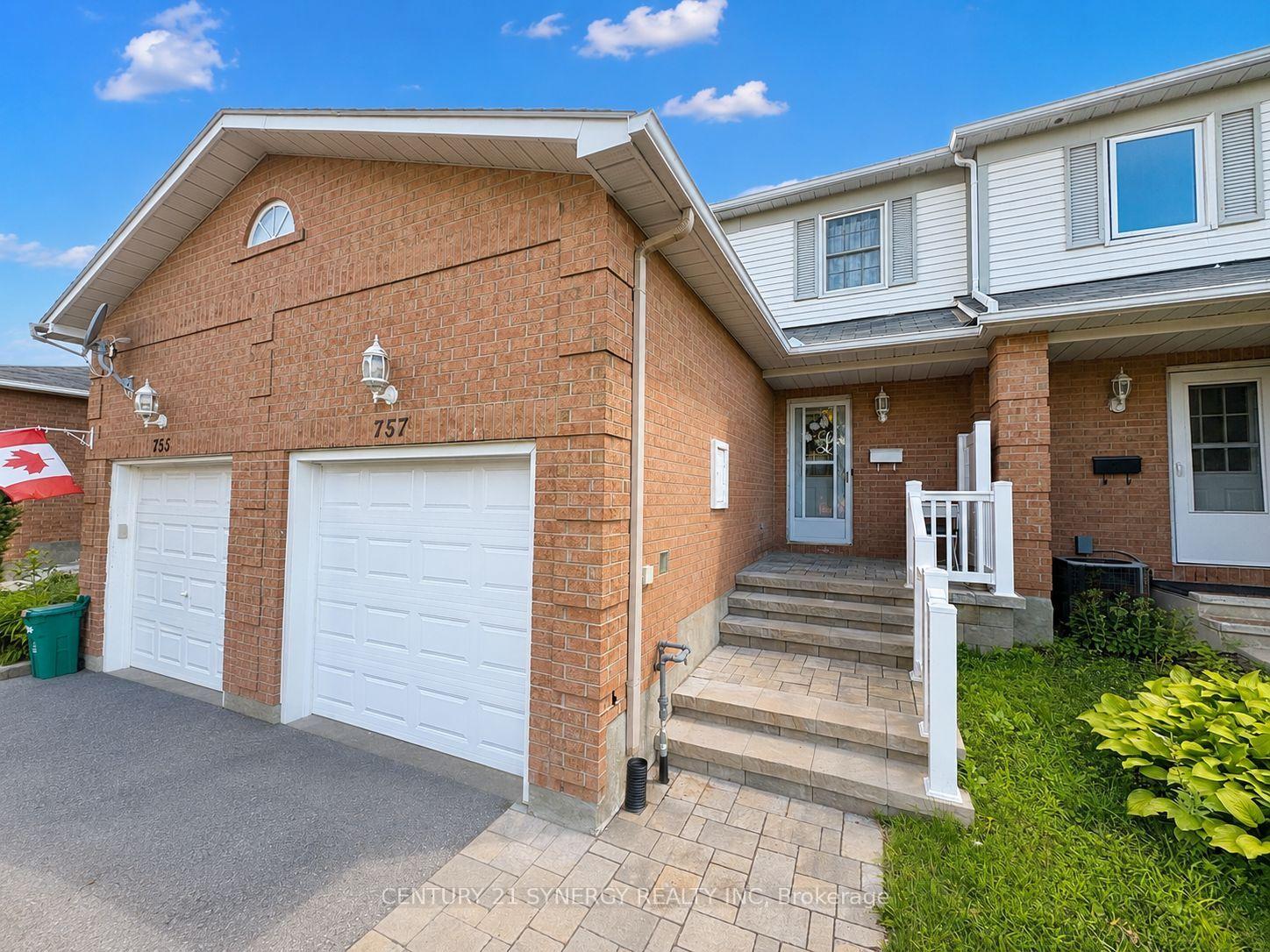 Photo 2 of 757 Clearcrest Crescent, Ottawa, Fallingbrook/Ridgemount — HOMEH