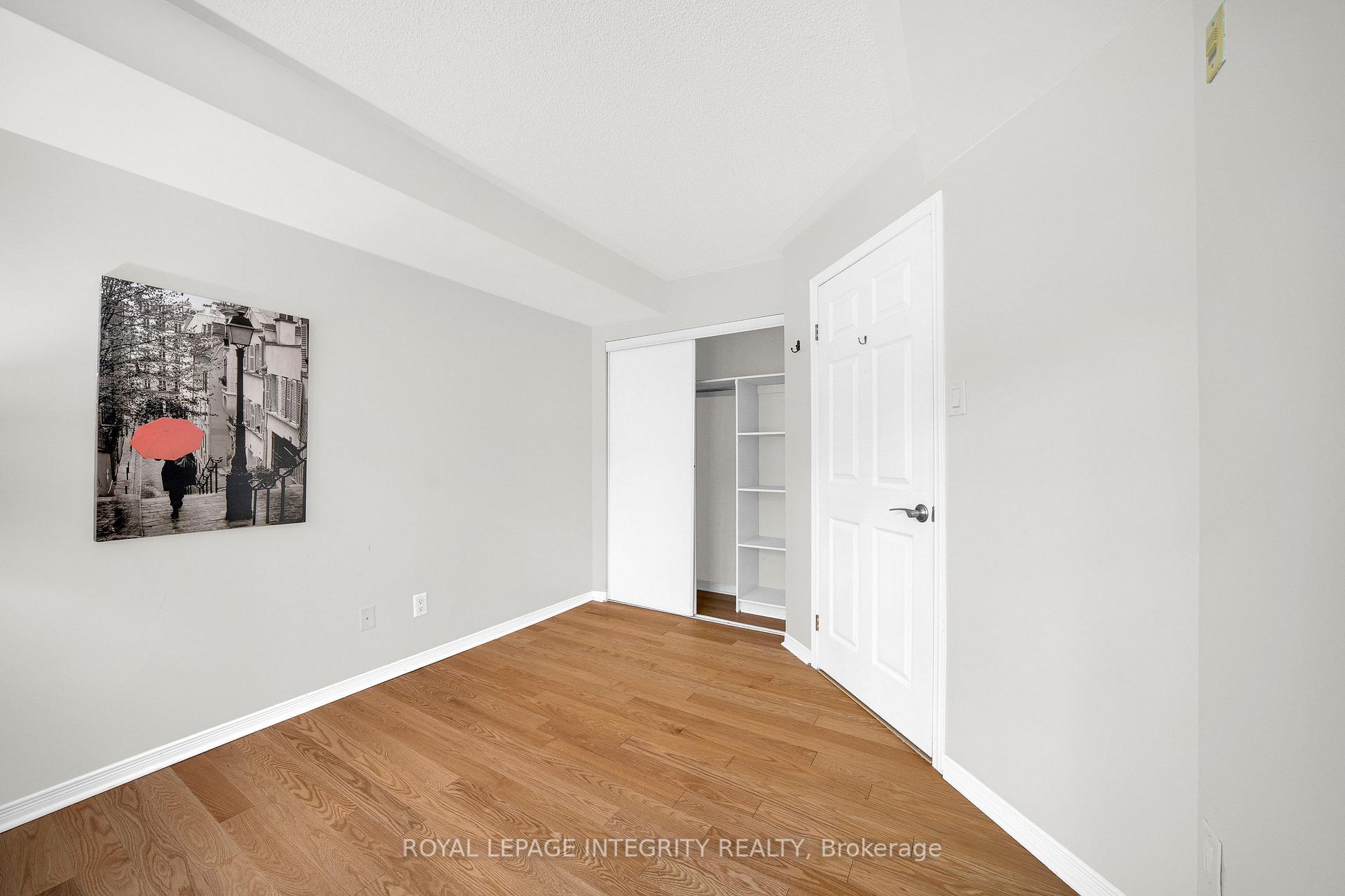Photo 22 of Unit 3M, 310 Central Park Drive, Ottawa, Central Park — HOMEH