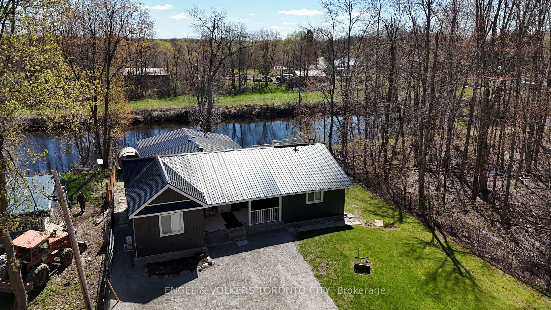 Photo 6 of 7229 Davy Drive, Ramara, Rural Ramara — HOMEH
