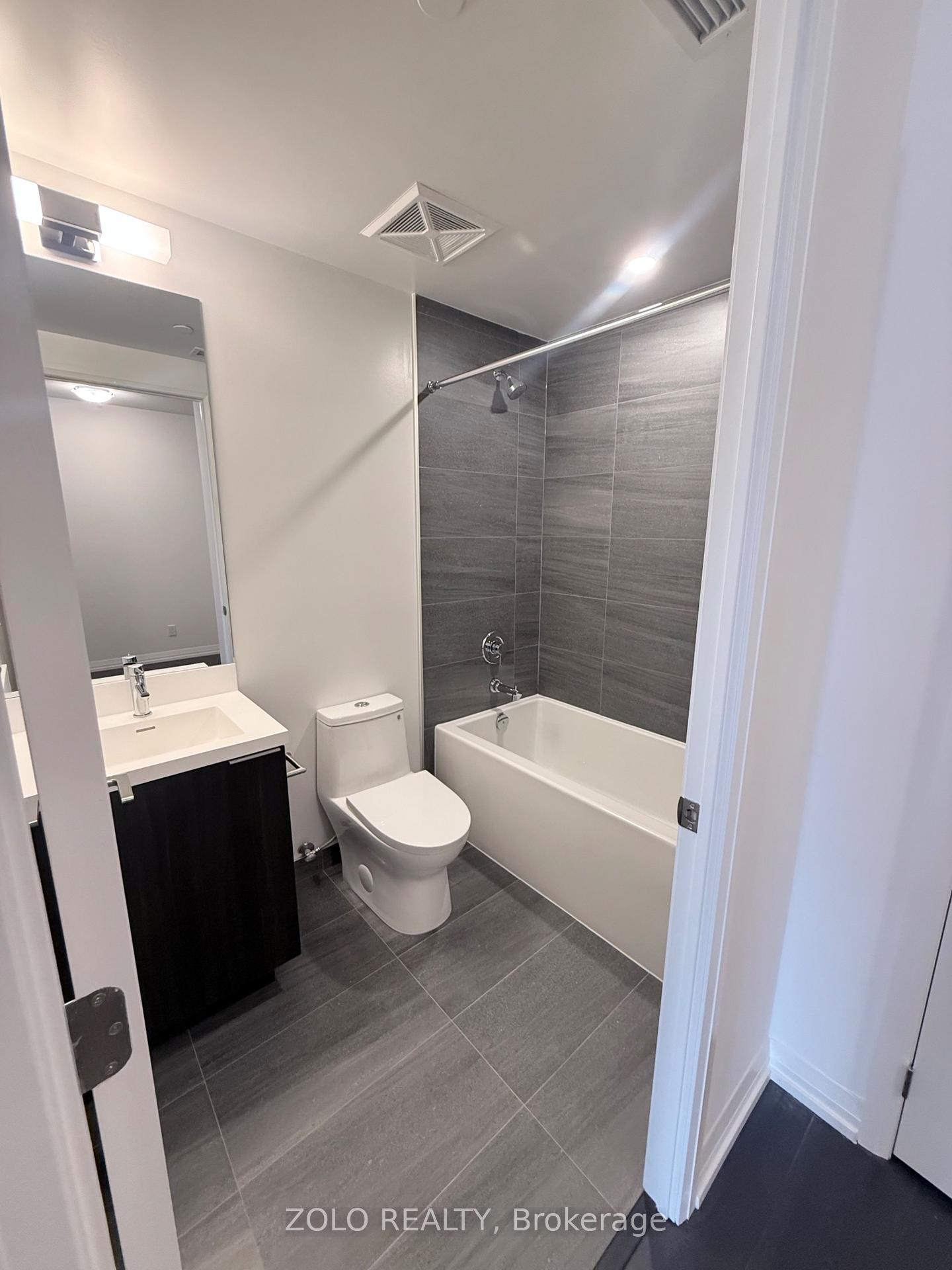 Photo 7 of Unit 1106, 400 King Street, Toronto, Waterfront Communities — HOMEH